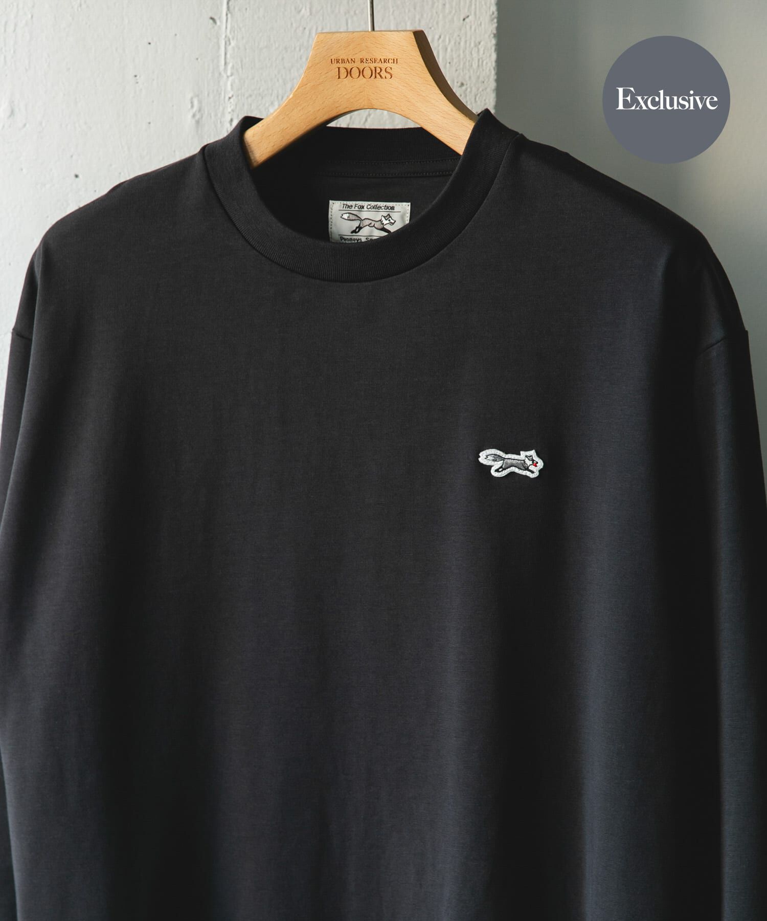 URBAN RESEARCH DOORS「『別注』PENNEYS&times;DOORS　THE FOX 天竺 LONG-SLEEVE T-SHIRTS」|Tシャツ・カットソー|チャコールグレー