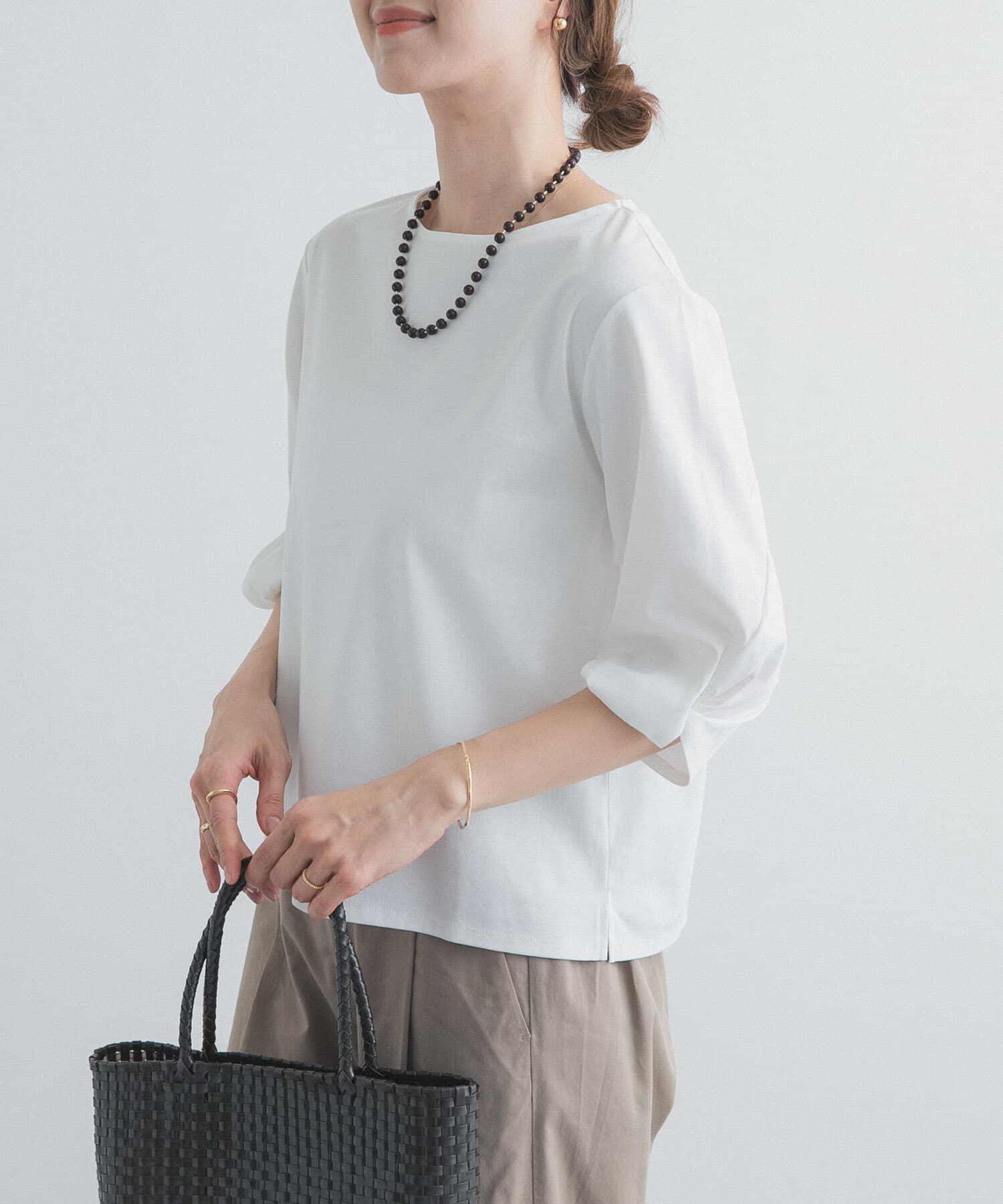 URBAN RESEARCH DOORS「『仁村紗和さん着用』『UR TECH』サマシェアツイストスリーブプルオーバー」|Tシャツ・カットソー|
