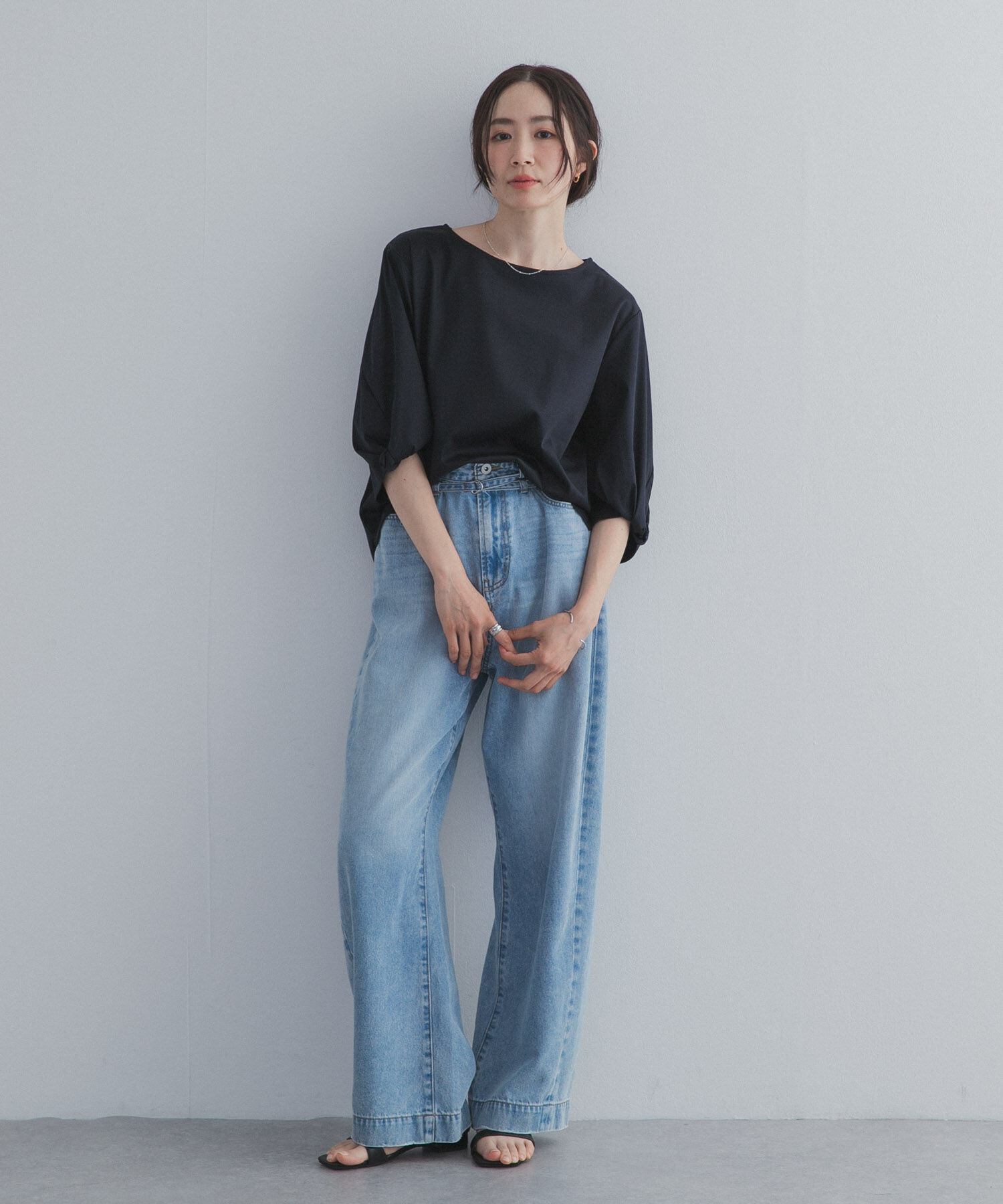 URBAN RESEARCH DOORS「『仁村紗和さん着用』『UR TECH』サマシェアツイストスリーブプルオーバー」|Tシャツ・カットソー|