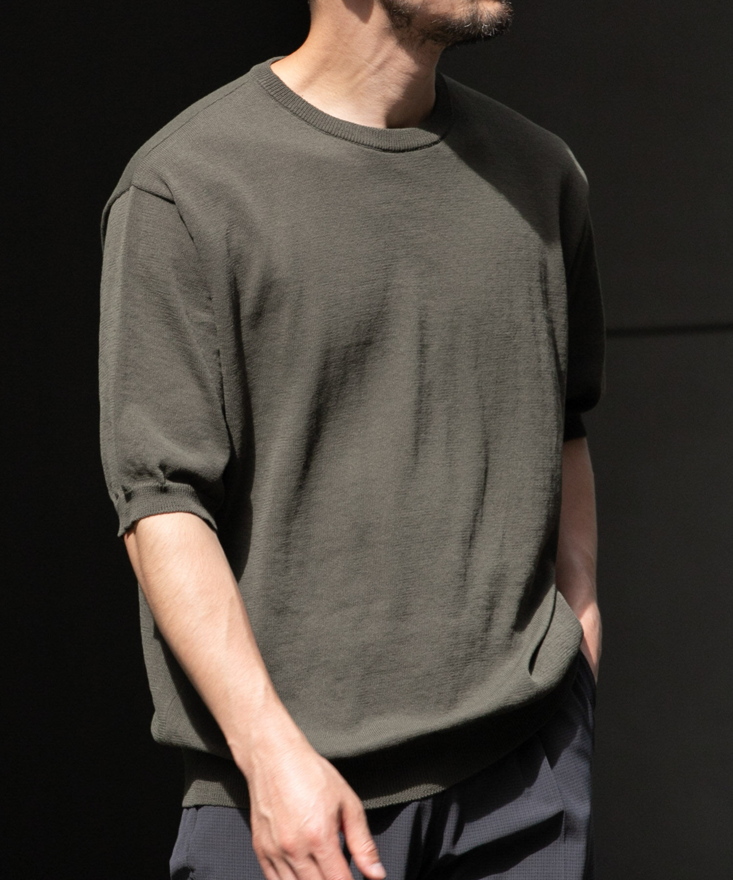 URBAN RESEARCH ROSSO「『UR TECH』AIRDRY半袖クルーニット」|ニット・セーター|カーキ