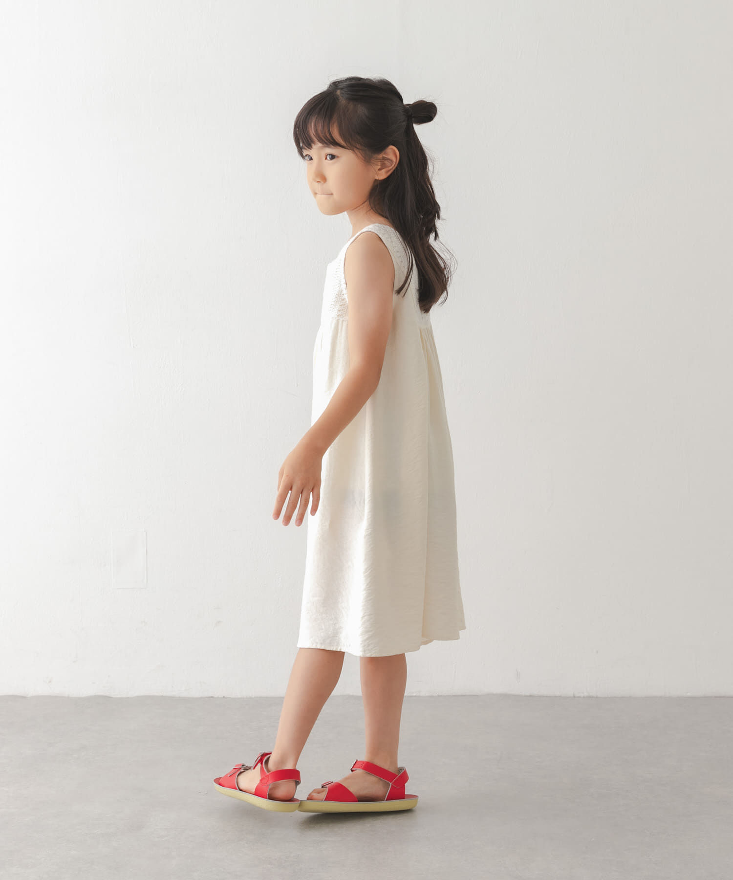 URBAN RESEARCH DOORS「スクエア レース切替ワンピース(KIDS)」|ワンピース|