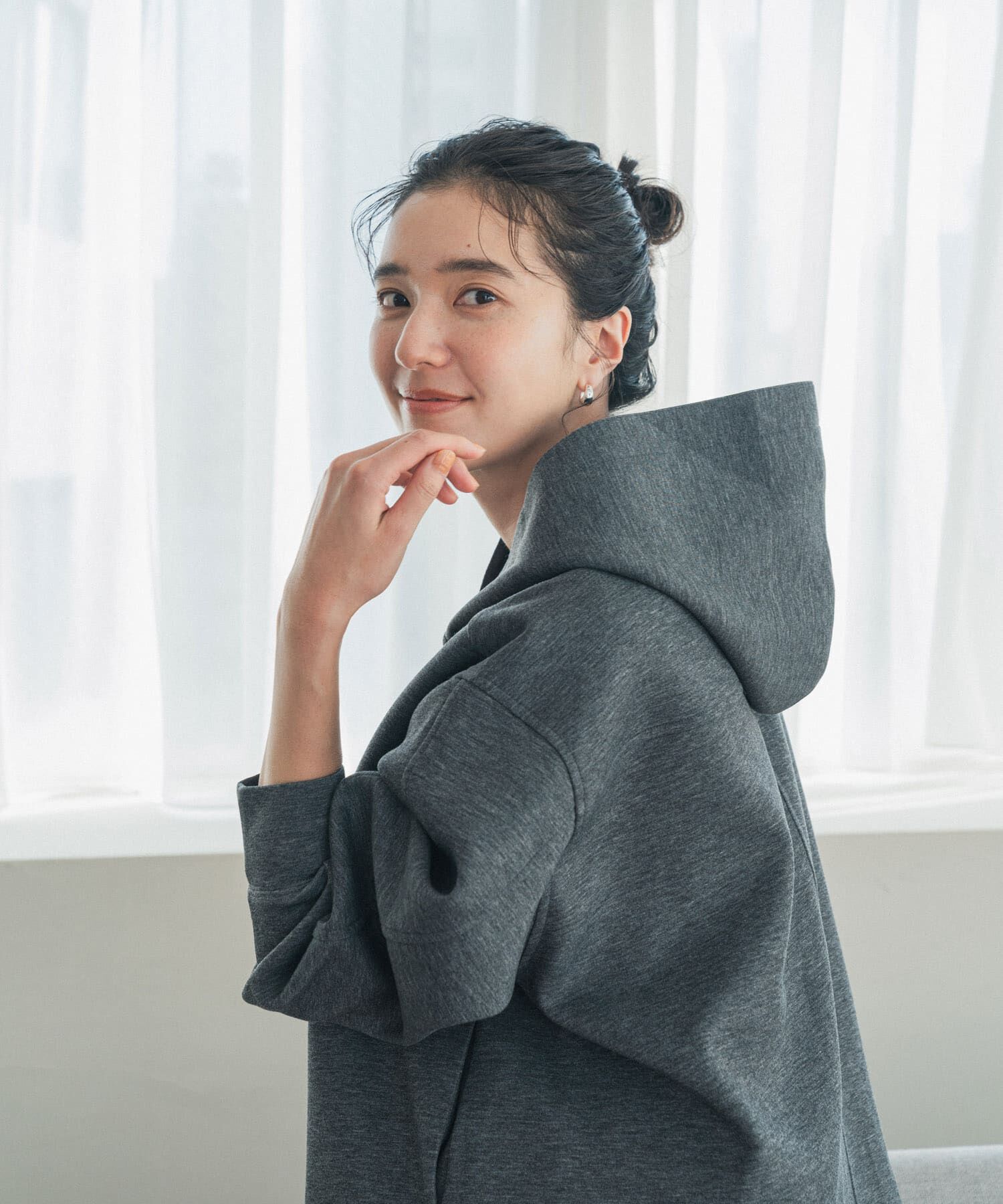 URBAN RESEARCH DOORS「『WEB限定』ダンボールニットバックフレアフーディー」|ノーカラーコート|