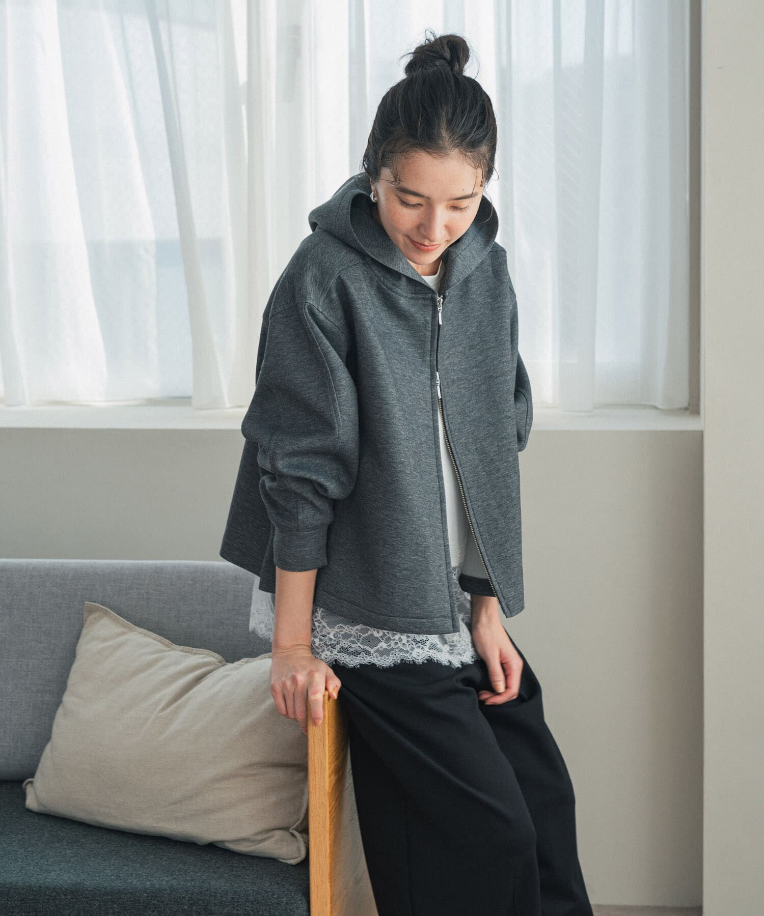 URBAN RESEARCH DOORS「『WEB限定』ダンボールニットバックフレアフーディー」|ノーカラーコート|
