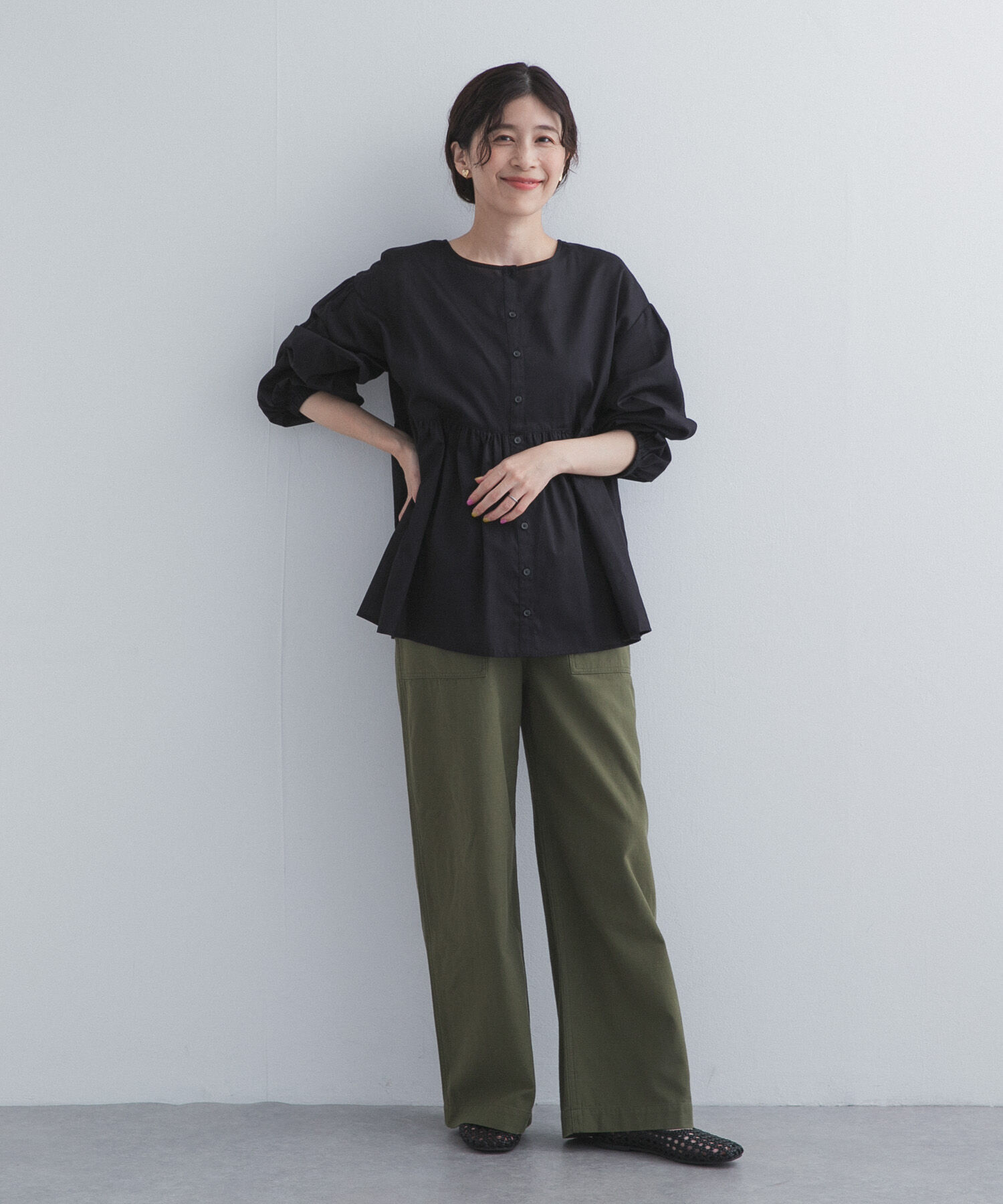 URBAN RESEARCH DOORS「コットンツイル2WAYギャザーブラウス」|シャツ・ブラウス|