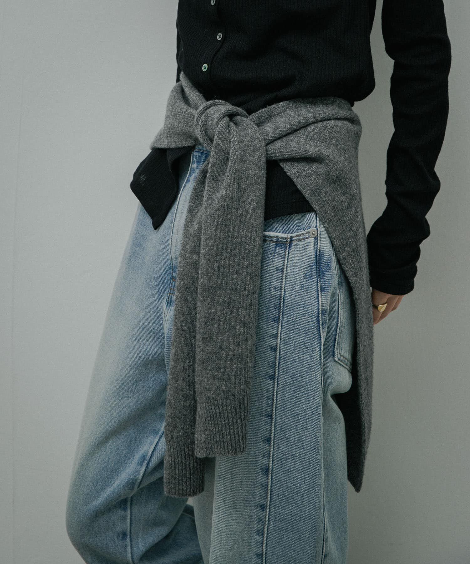 URBAN RESEARCH DOORS「Wool Knit Shoulder Stole」|ストール|チャコールグレー