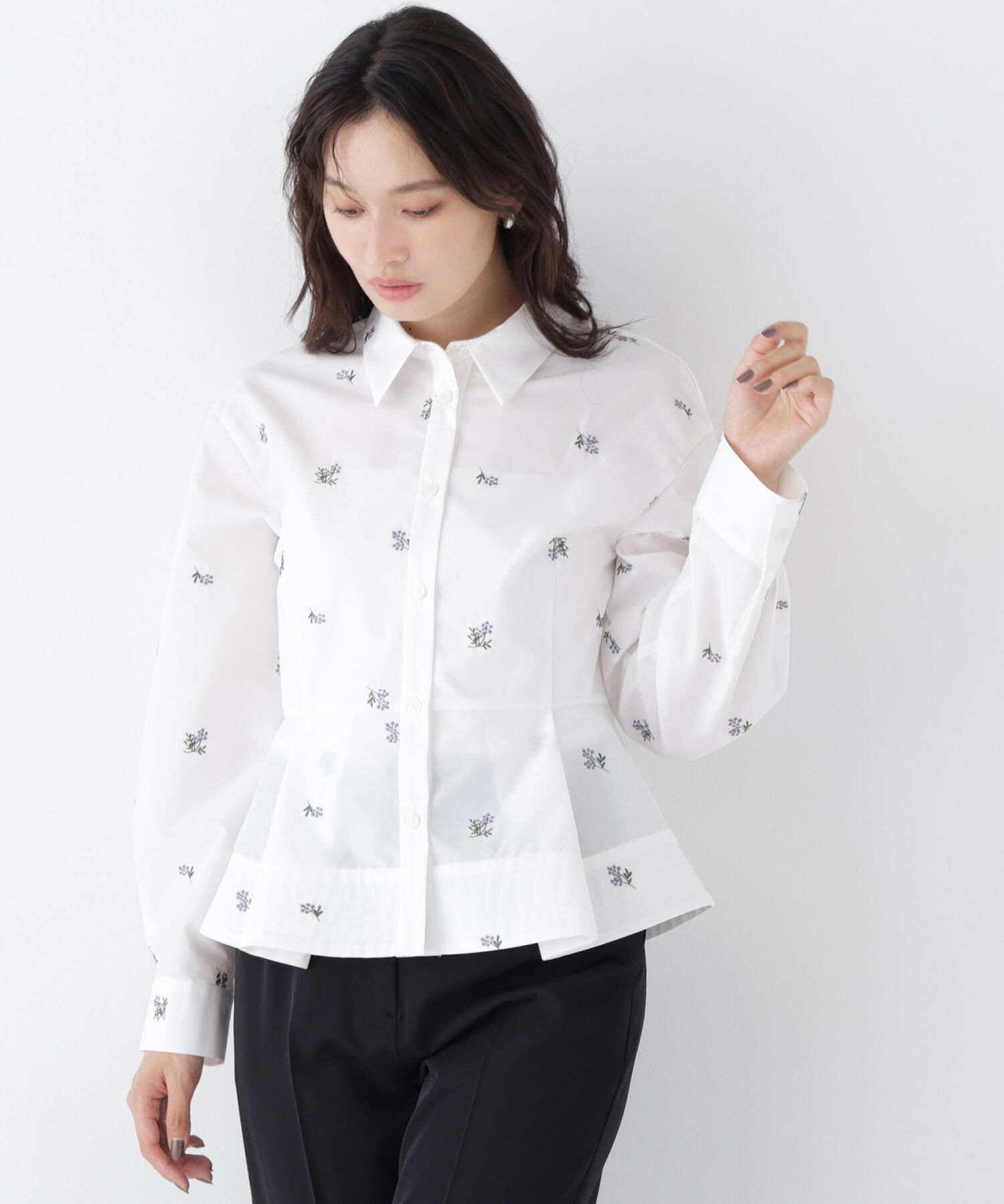  「刺繍ペプラムシャツ」|シャツ・ブラウス|