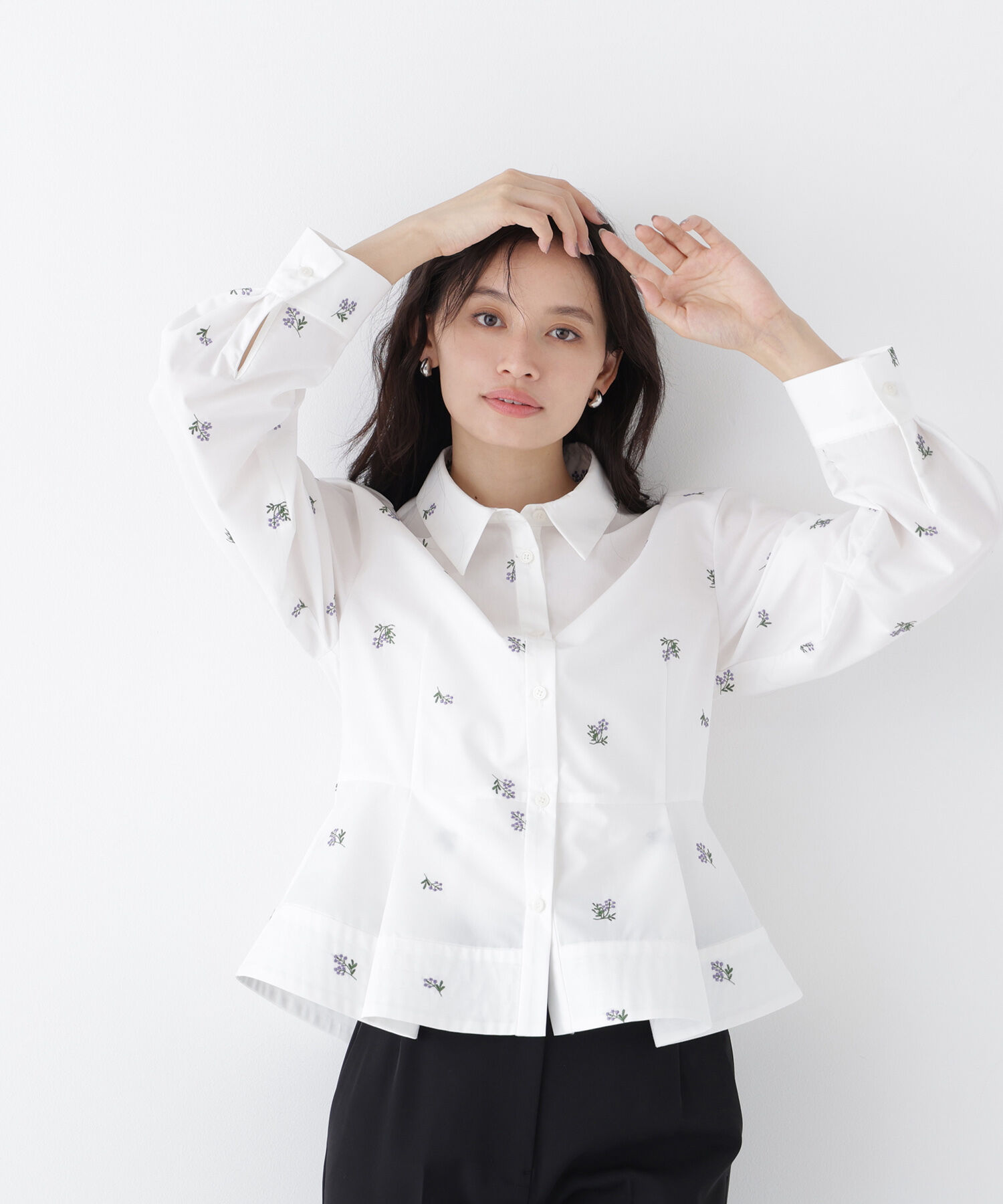  「刺繍ペプラムシャツ」|シャツ・ブラウス|
