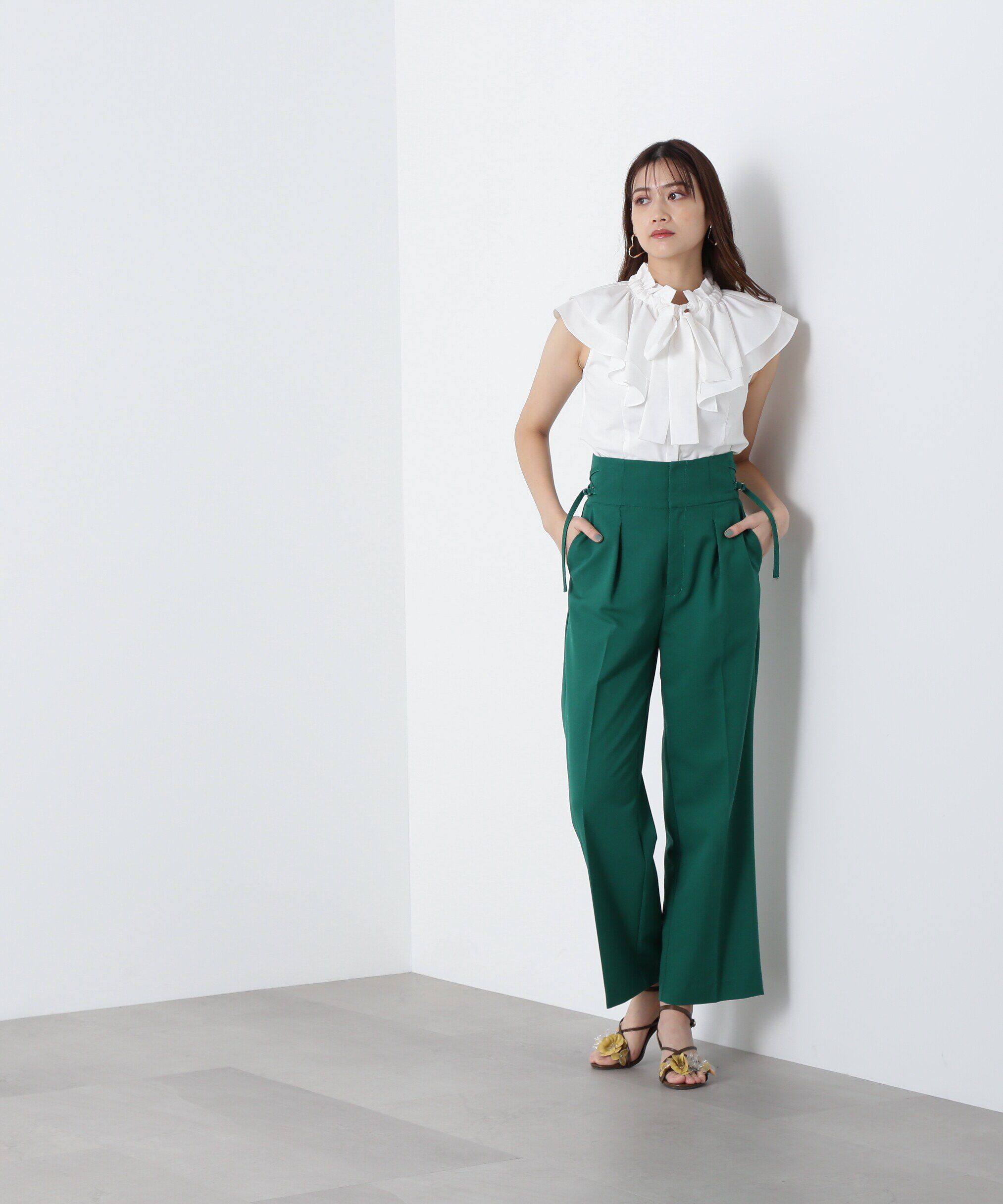  「サイドベルトパンツ」|その他|