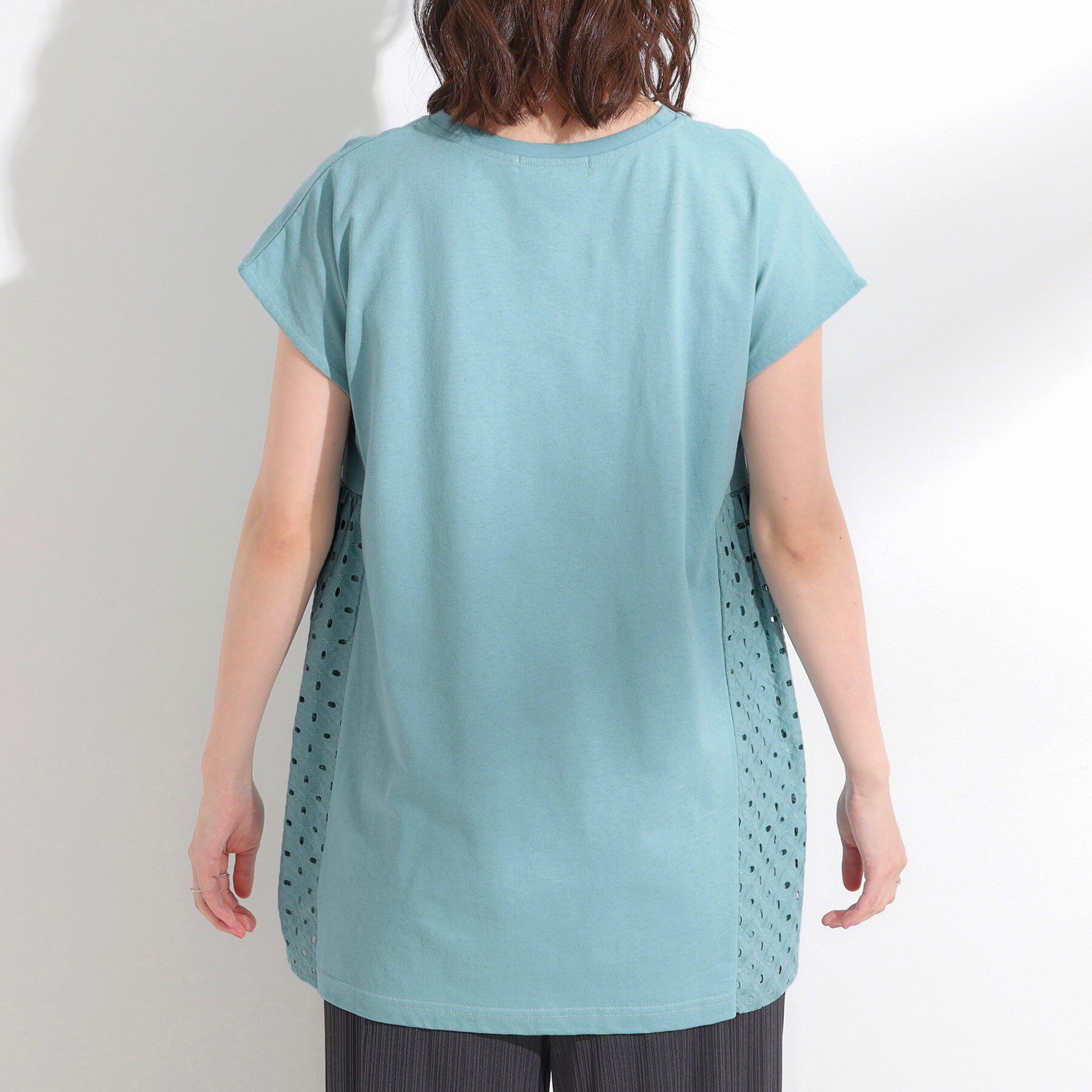 SHOO･LA･RUE「【S-LL/体型カバー】インせずサマ見え レースドッキングトップス」|Tシャツ・カットソー|