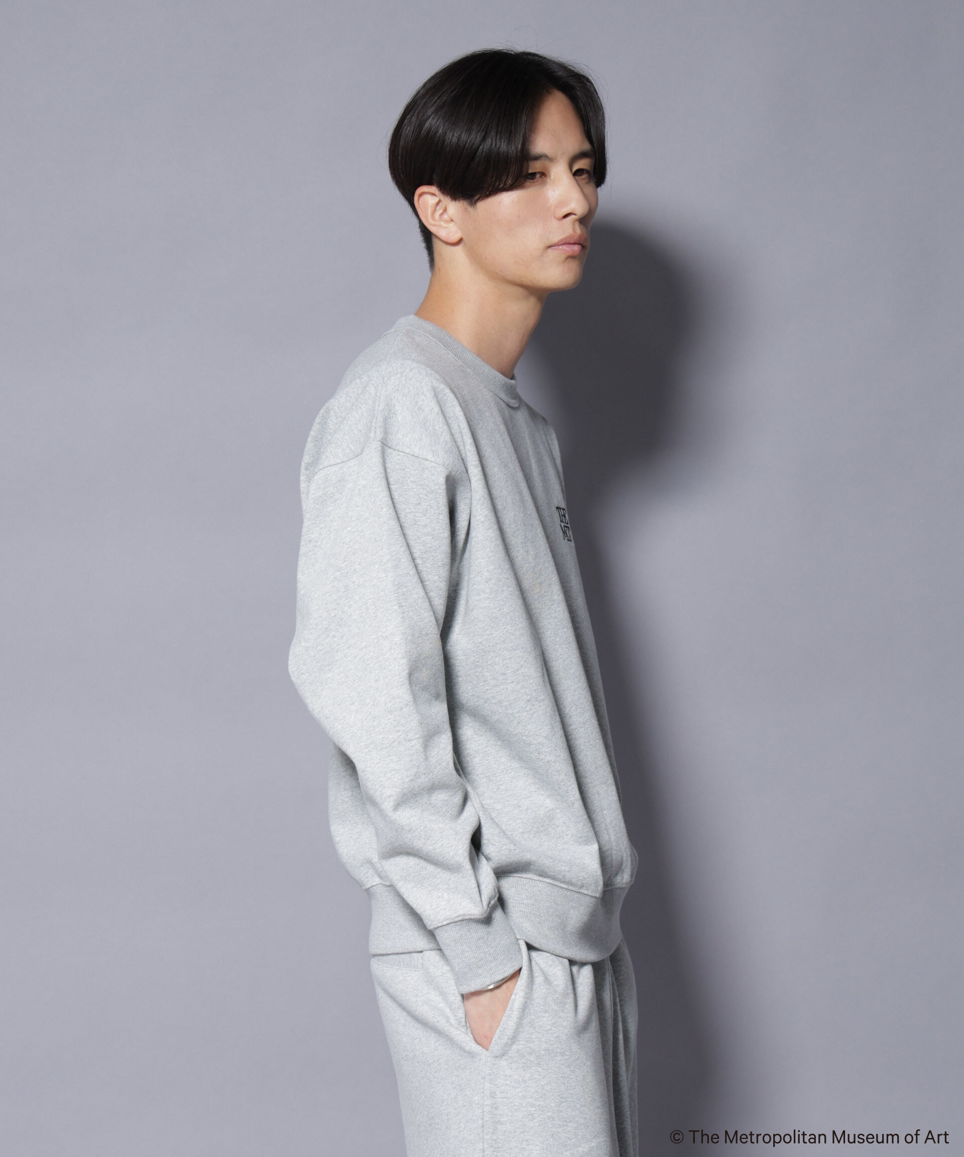 nano･universe「「The Met」ロゴ&times;アーカイブロゴ刺繍スウェット(セットアップ可)」|Tシャツ・カットソー|