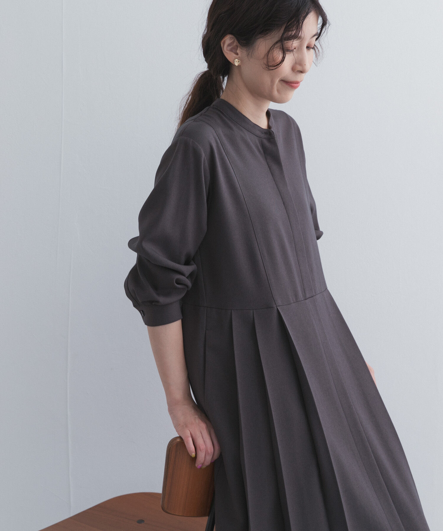 URBAN RESEARCH DOORS「『UR TECH』サイドプリーツ切替ワンピース」|ワンピース|