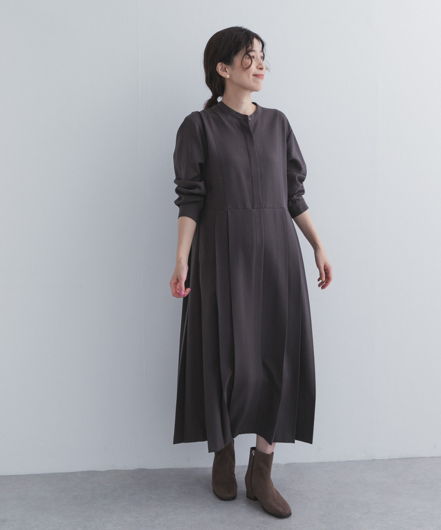 URBAN RESEARCH DOORS「『UR TECH』サイドプリーツ切替ワンピース」|ワンピース|