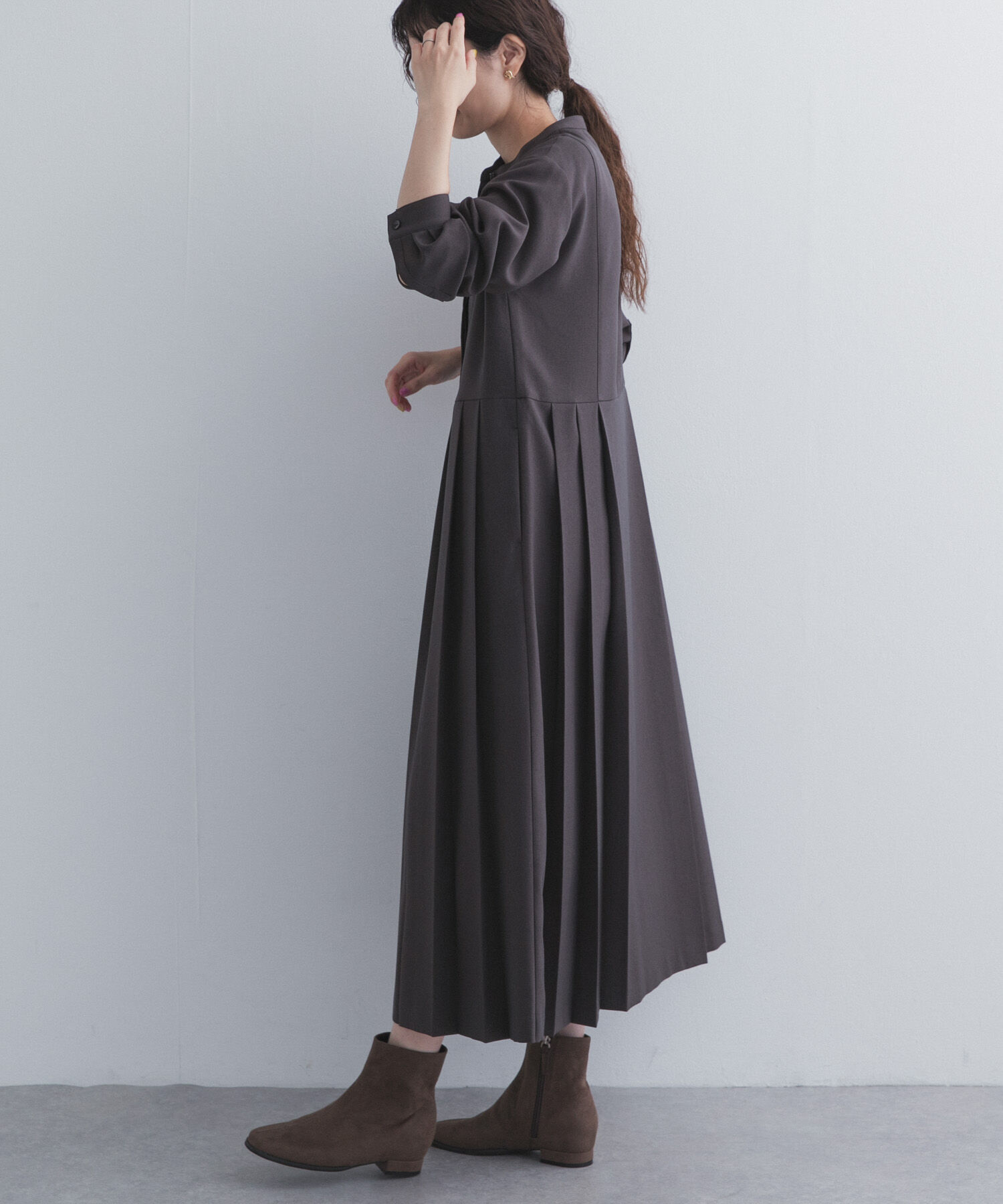 URBAN RESEARCH DOORS「『UR TECH』サイドプリーツ切替ワンピース」|ワンピース|