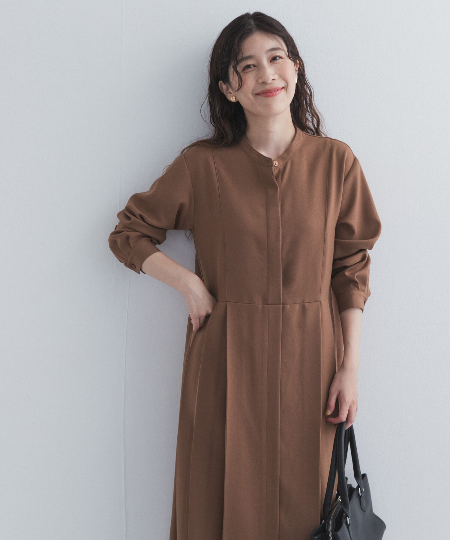 URBAN RESEARCH DOORS「『UR TECH』サイドプリーツ切替ワンピース」|ワンピース|