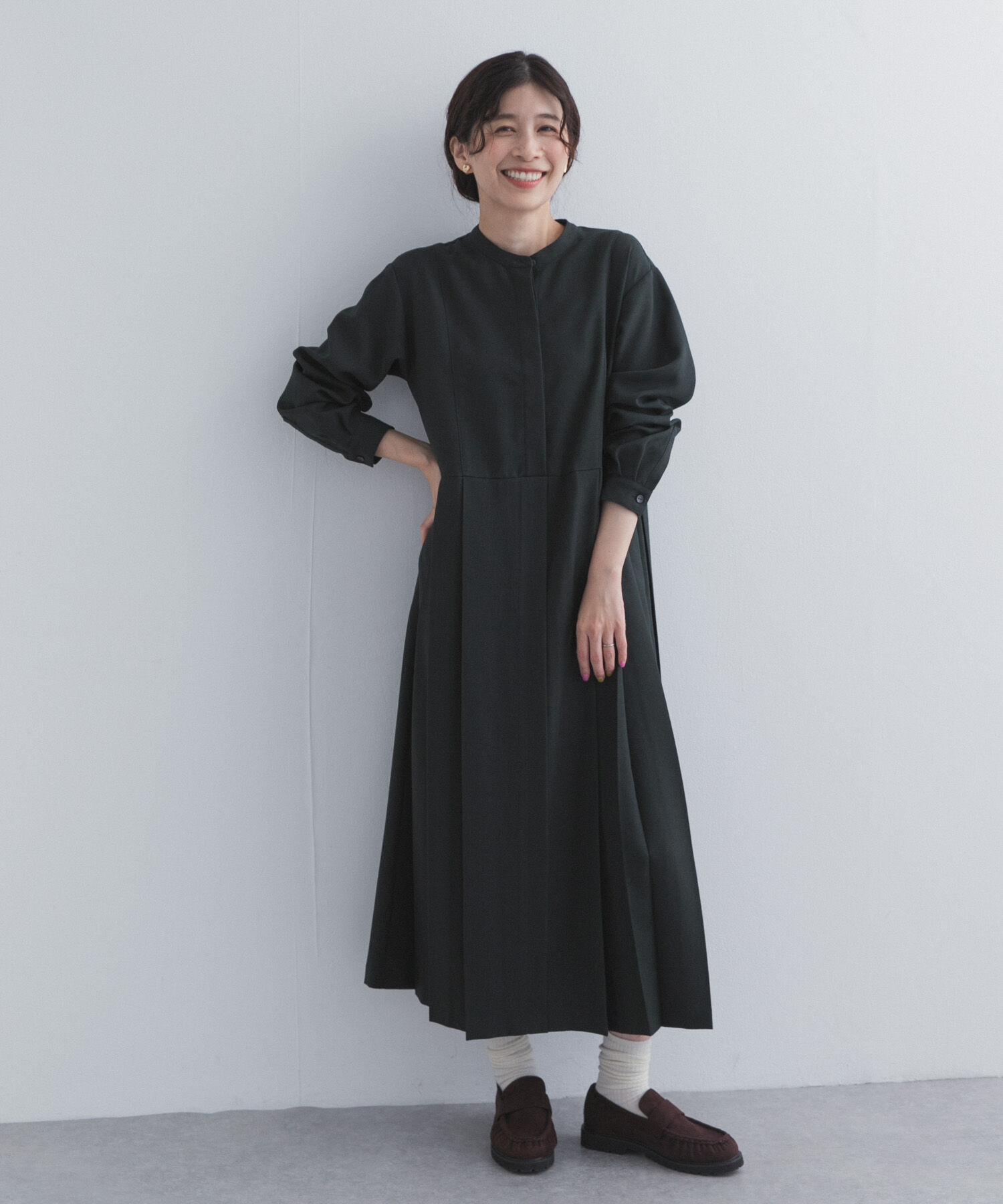 URBAN RESEARCH DOORS「『UR TECH』サイドプリーツ切替ワンピース」|ワンピース|