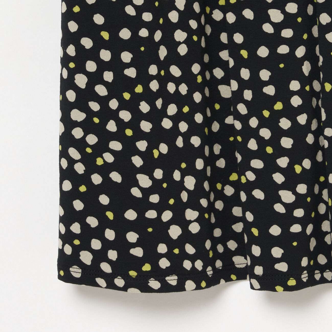  「three dots travel line dress (dot)」|ワンピース|
