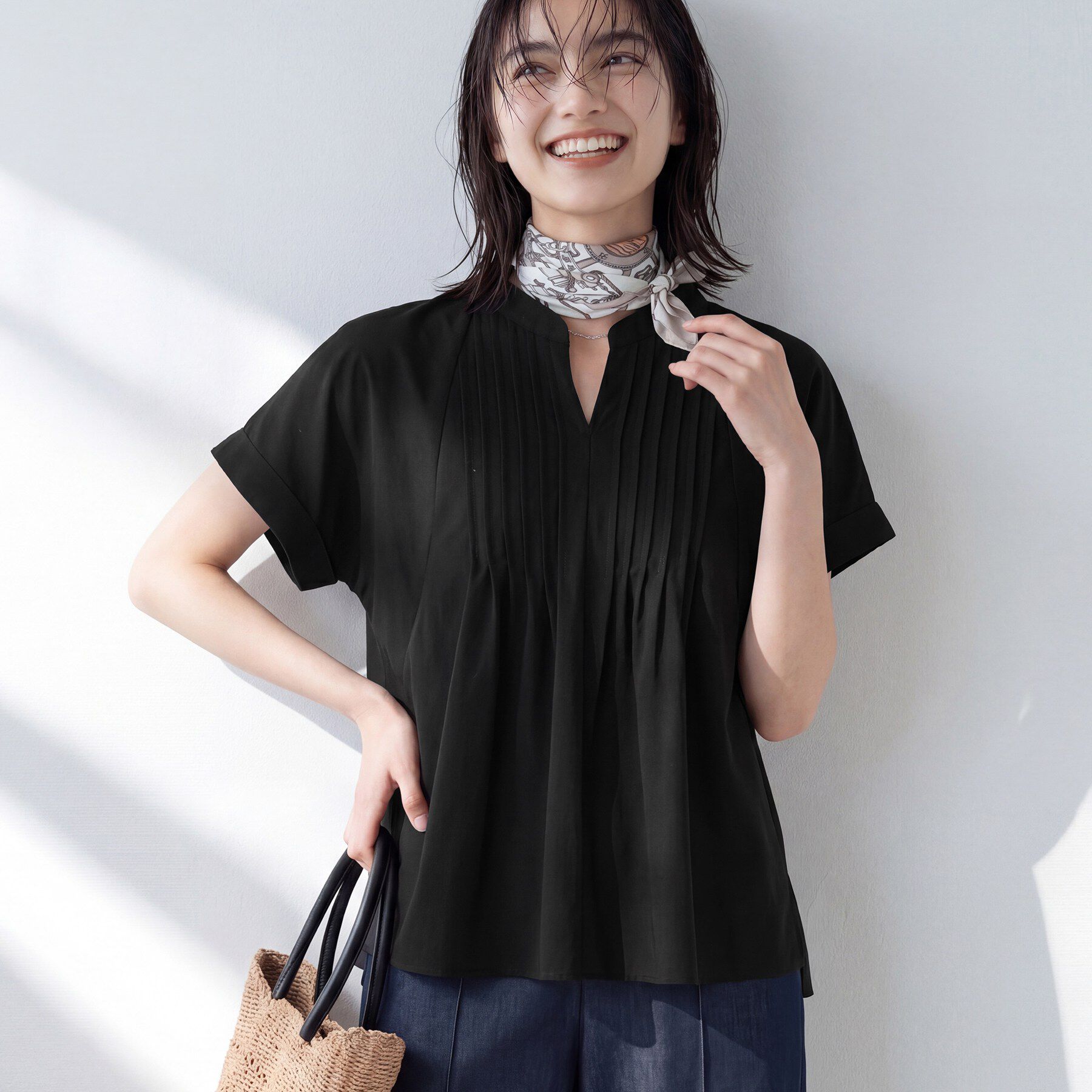INDIVI「【撥水／UVケア／SETUP可能】軽量タックスキッパーブラウス」|シャツ・ブラウス|