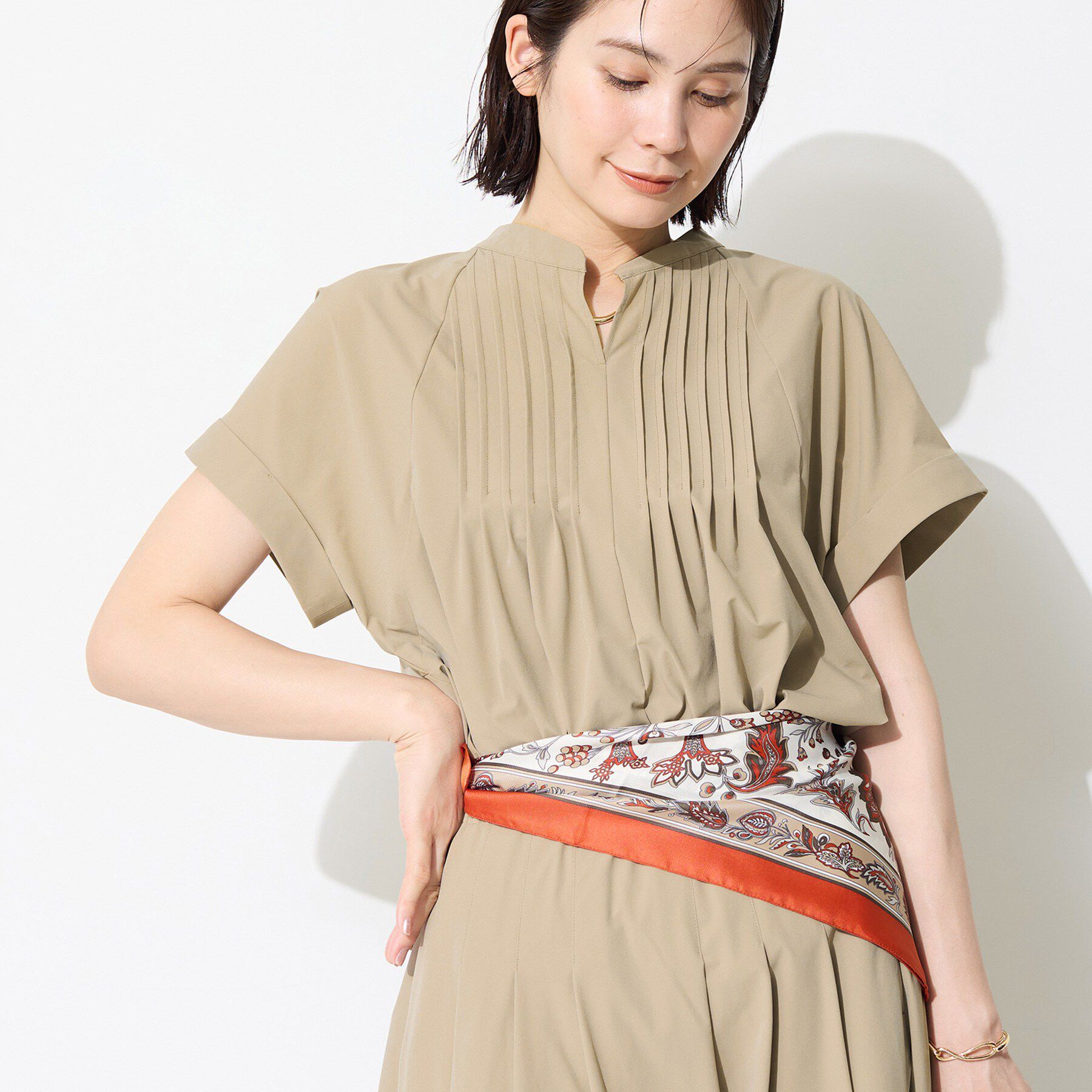 INDIVI「【撥水／UVケア／SETUP可能】軽量タックスキッパーブラウス」|シャツ・ブラウス|
