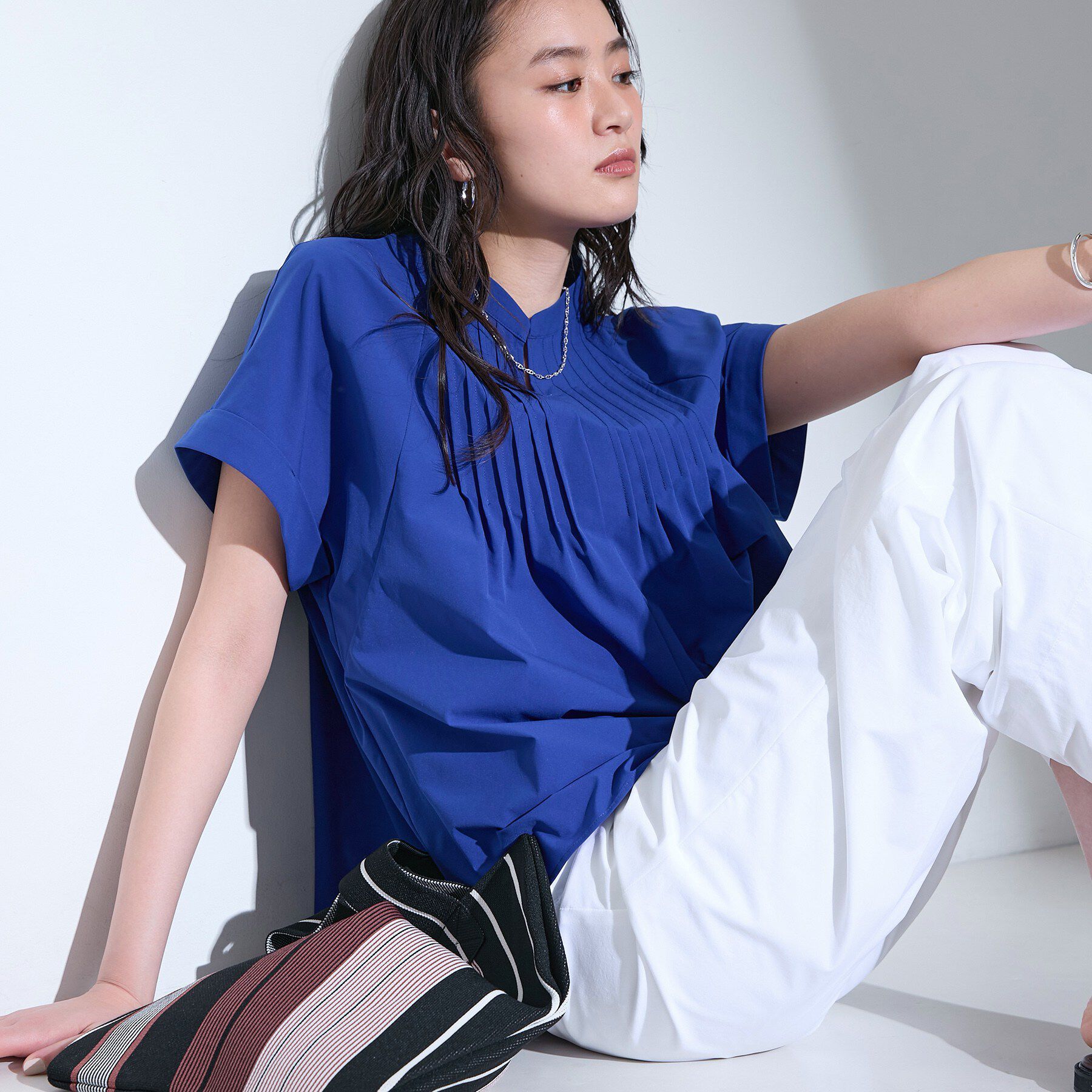 INDIVI「【撥水／UVケア／SETUP可能】軽量タックスキッパーブラウス」|シャツ・ブラウス|