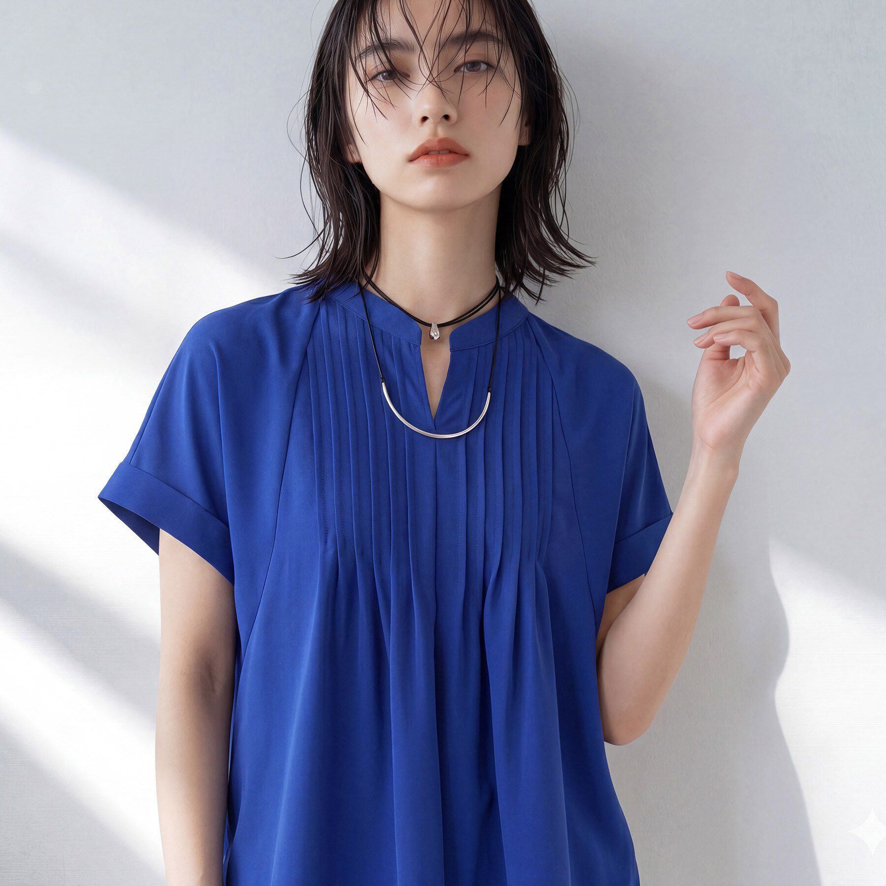 INDIVI「【撥水／UVケア／SETUP可能】軽量タックスキッパーブラウス」|シャツ・ブラウス|ブルー(093)
