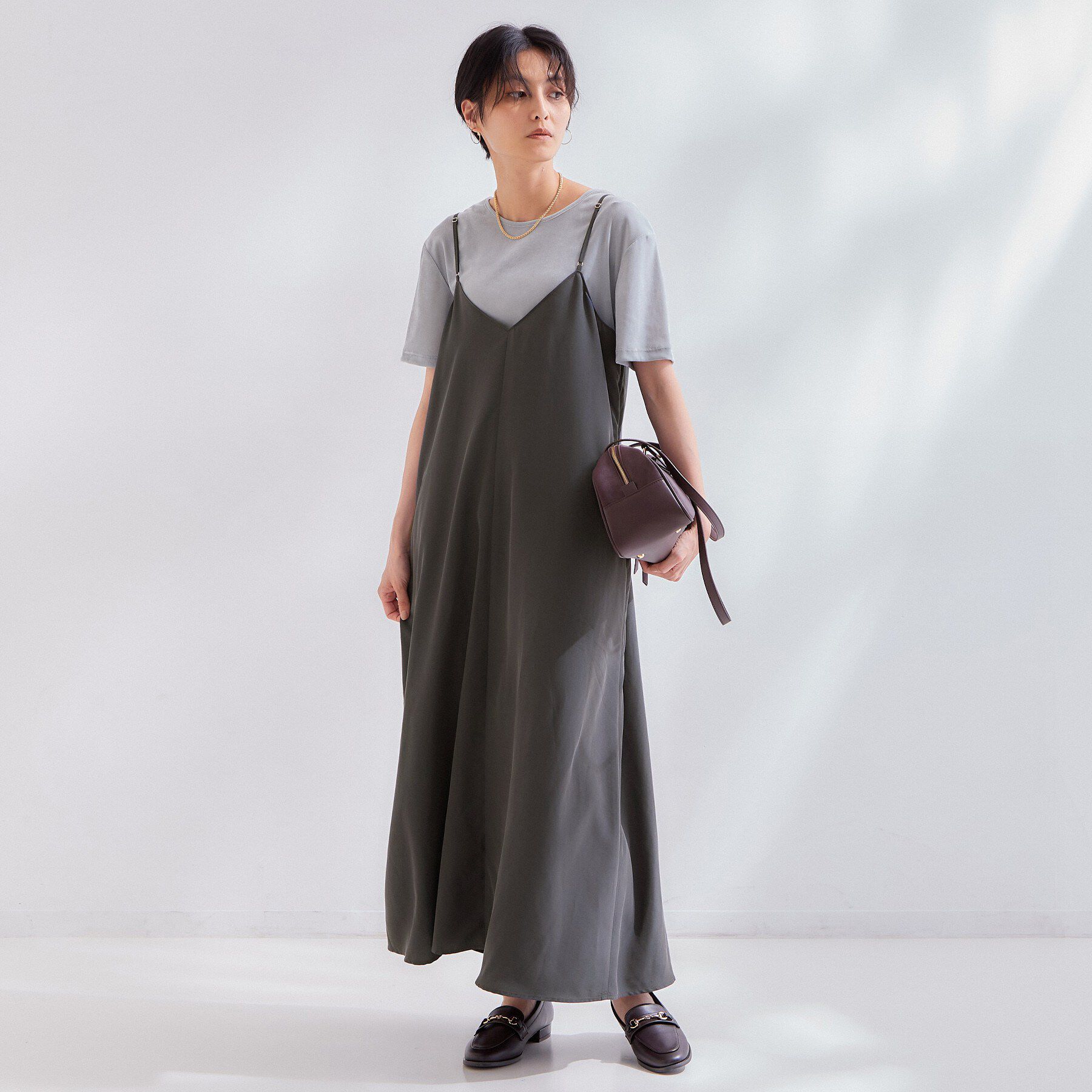 OPAQUE.CLIP「【接触冷感】サテンキャミワンピース《前後2WAY／洗濯機OK》」|ワンピース|