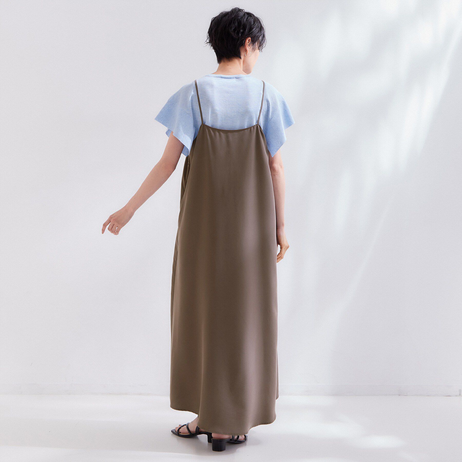 OPAQUE.CLIP「【接触冷感】サテンキャミワンピース《前後2WAY／洗濯機OK》」|ワンピース|