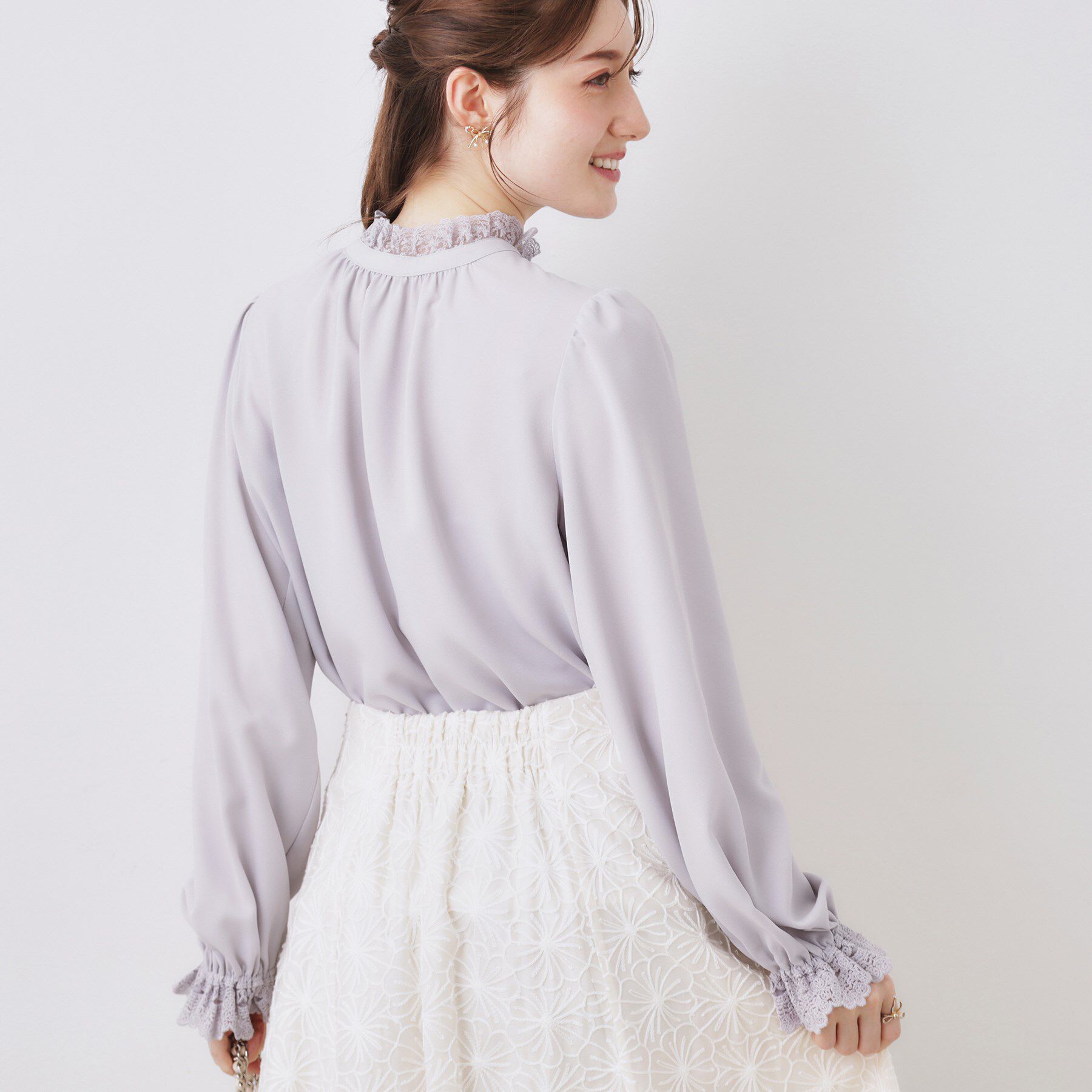 Couture broach「【2WAY・ハレの日・通勤】エンブロレースブラウス」|シャツ・ブラウス|