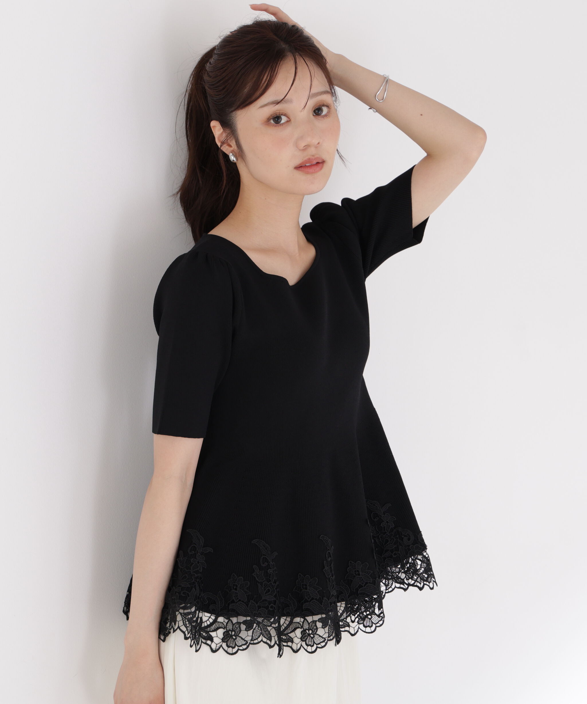 PROPORTION BODY DRESSING「レーストリムペプラムニット」|ニット・セーター|ブラック