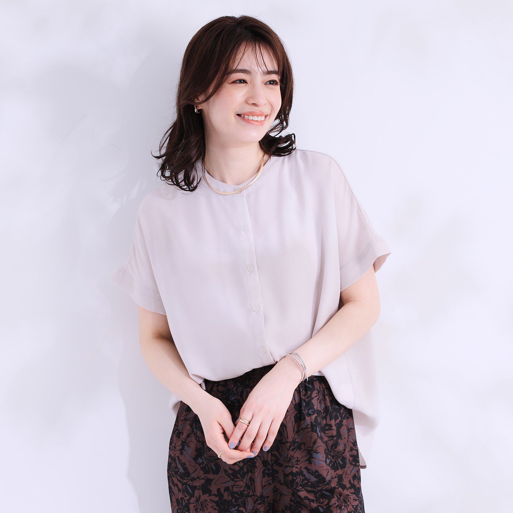 SHOO･LA･RUE「【洗える/プチプラ】大人の抜け感をプラスする バンドカラーシャツ」|シャツ・ブラウス|