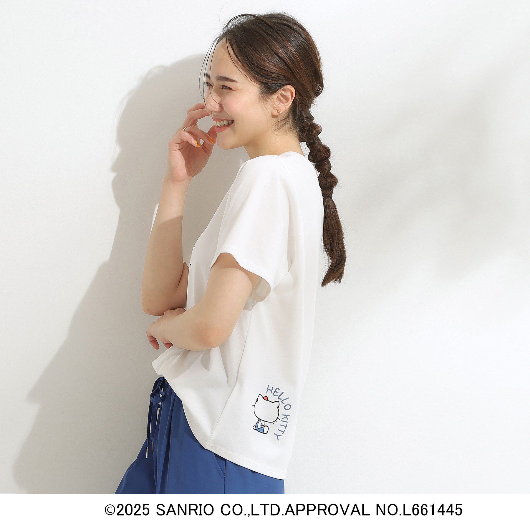 SHOO･LA･RUE「【HELLO KITTYコラボ】【SHOO ICE／汗染み軽減／UVカット】コンパクトTシャツ」|Tシャツ・カットソー|