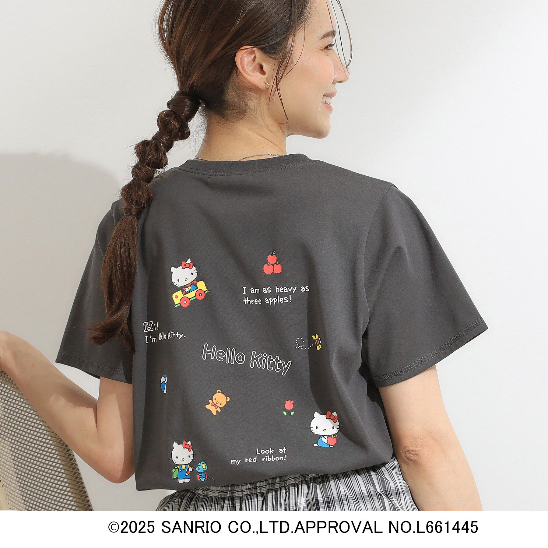 SHOO･LA･RUE「【HELLO KITTYコラボ】【SHOO ICE／汗染み軽減／UVカット】コンパクトTシャツ」|Tシャツ・カットソー|チャコールグレー(4