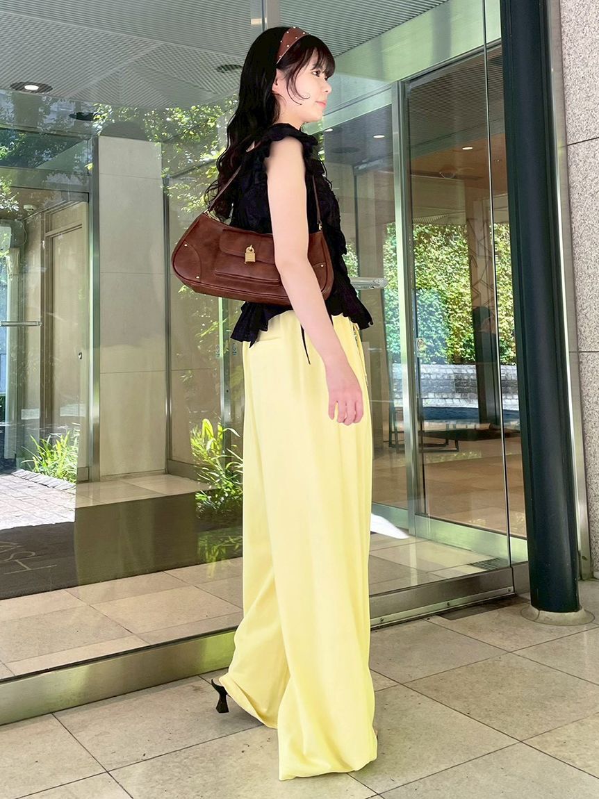 LILY BROWN「【WEB限定カラー】シャーリングレイヤーフリルトップス」|Tシャツ・カットソー|
