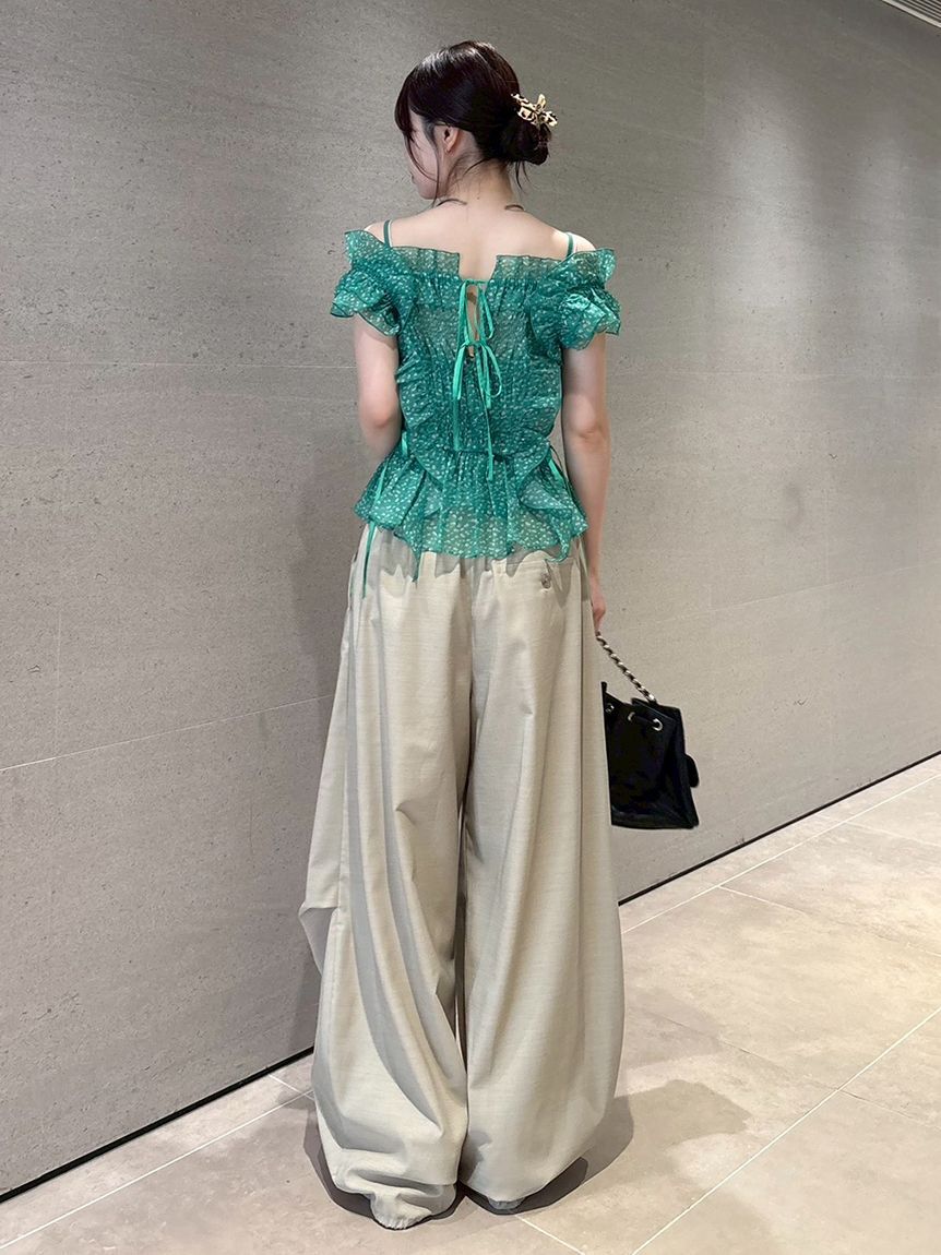 LILY BROWN「【WEB限定カラー】シャーリングレイヤーフリルトップス」|Tシャツ・カットソー|