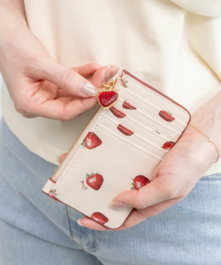  「【Cherry＆Strawberry】チャーム付きフラップフラグメントケース」|名刺入れ・カードケース|