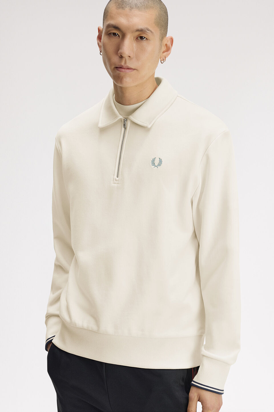 FRED PERRY 「FRED PERRY／Half Zip Collared Sweatshirt／ハーフジップカラースウェットシャツ」|スウェット・ジャージ|