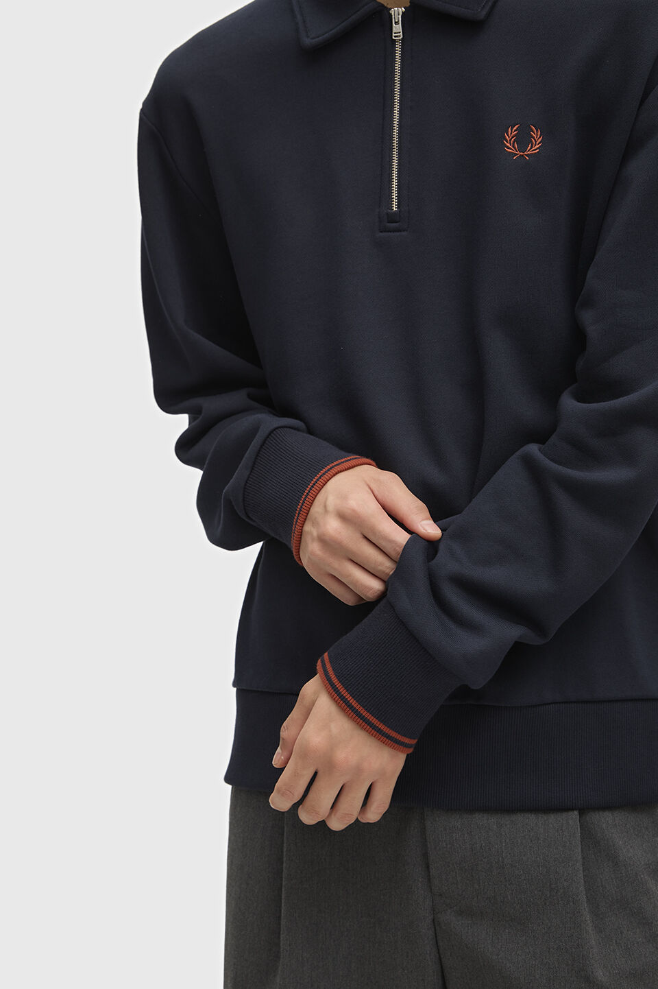 FRED PERRY 「FRED PERRY／Half Zip Collared Sweatshirt／ハーフジップカラースウェットシャツ」|スウェット・ジャージ|