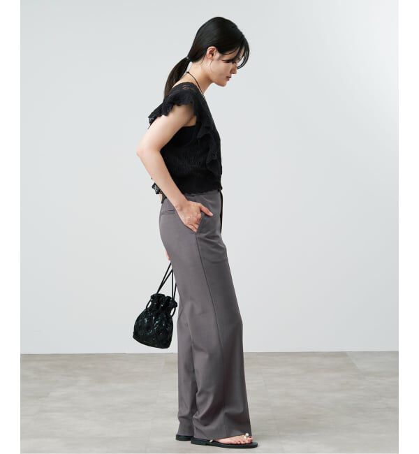 IENA「《一部店舗限定/UVカット/防シワ》DRYストレッチ スリムフレアパンツ」|スラックス|