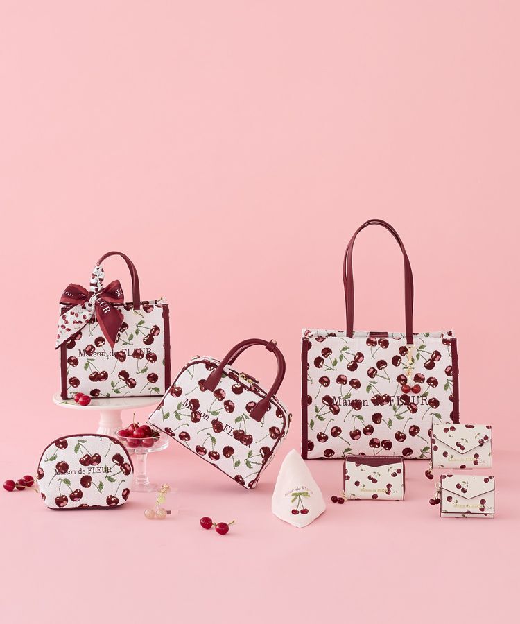Maison de FLEUR「リーフ付きチェリーカードケース」|財布|