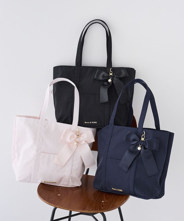 Maison de FLEUR「リボンチャーム付きマルチポケットトートバッグ」|トートバッグ|