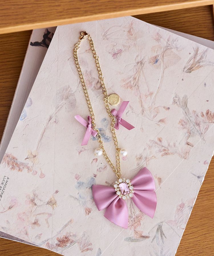 Maison de FLEUR「ビジューリボンパールバッグチャーム」|その他|ダークピンク