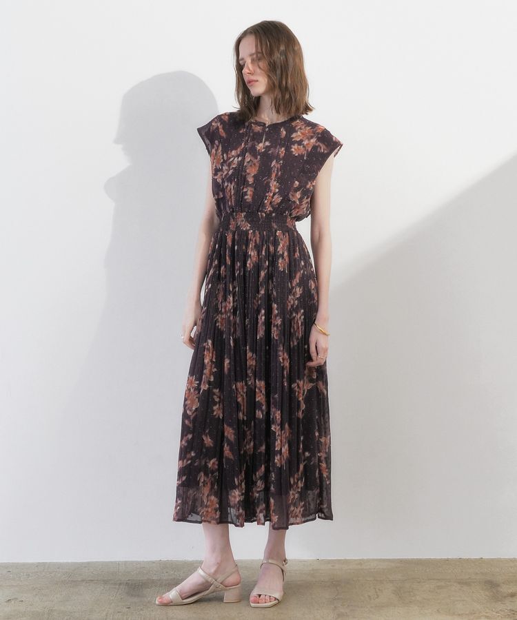 YECCA VECCA「ぼかし柄プリーツワンピース」|ワンピース|Brown