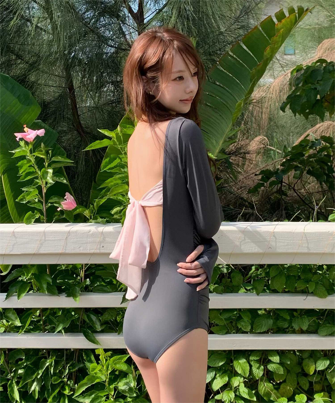 SEA DRESS「【いつきさんコラボアイテム】バックオープンリボン長袖ワンピース/水着」|コンビネゾン|チャコール
