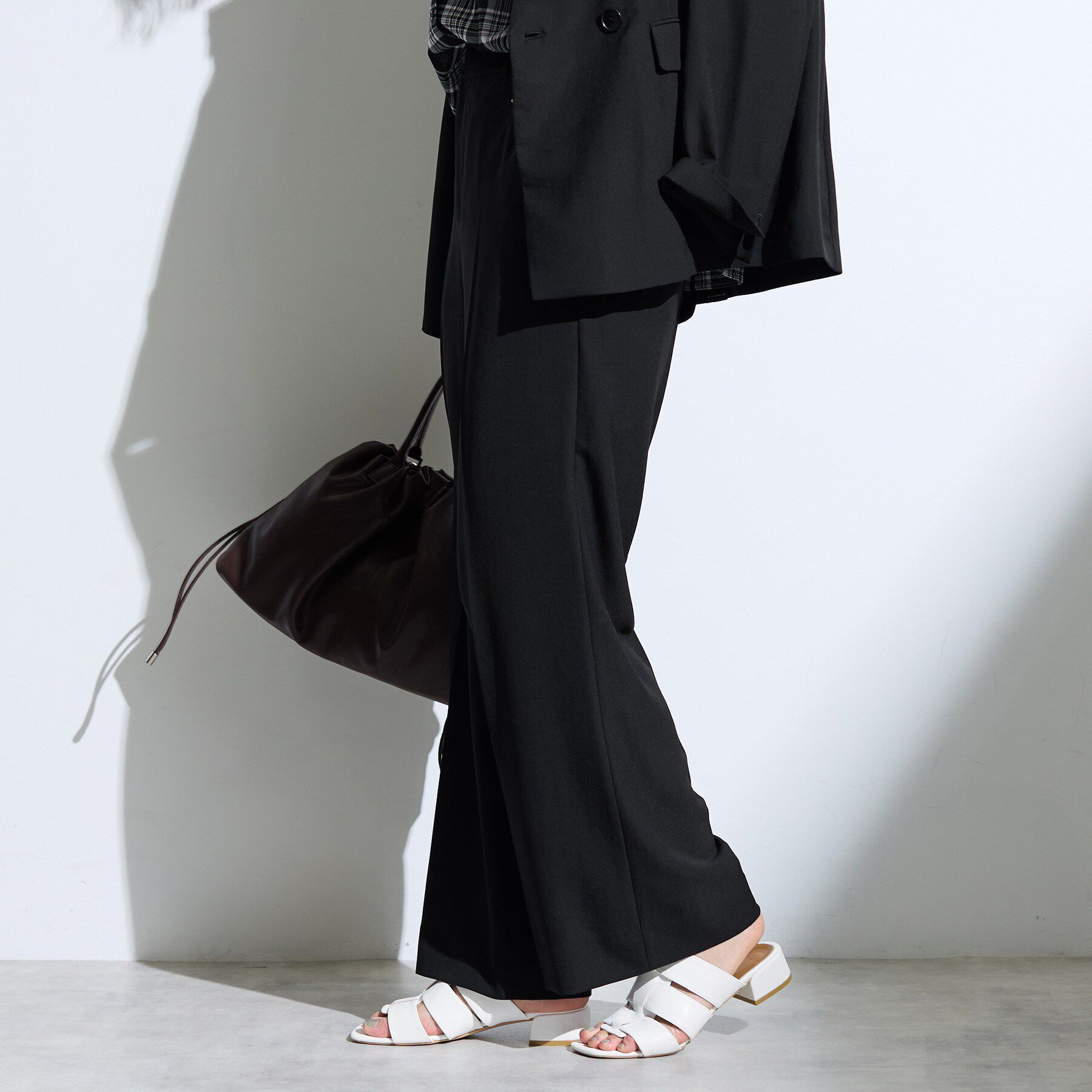 INDIVI「【新作登場！着る日傘】 ワイドストレートパンツ」|その他|
