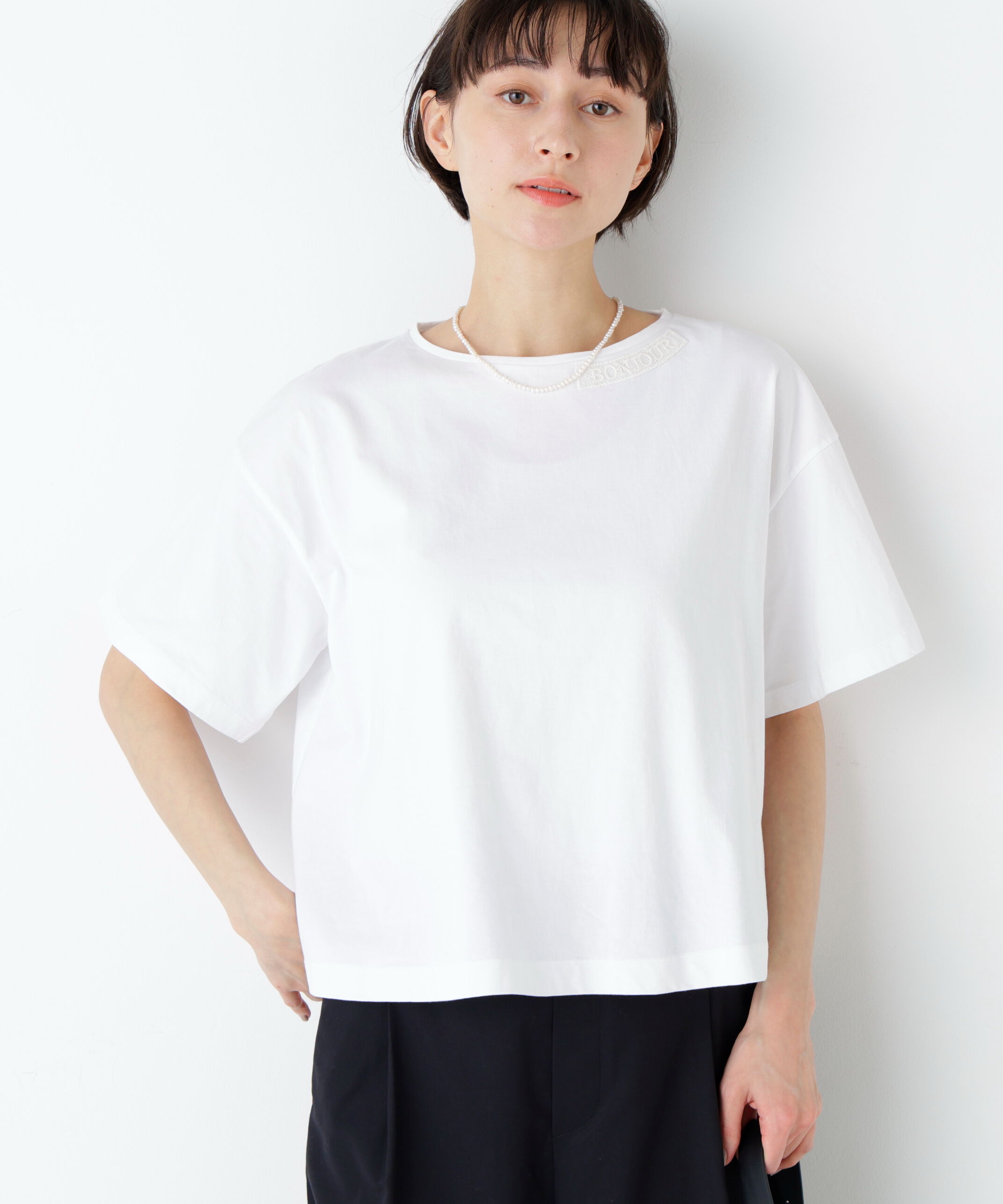  「《洗える》Bonjour刺繍モチーフＴシャツ」|Tシャツ・カットソー|