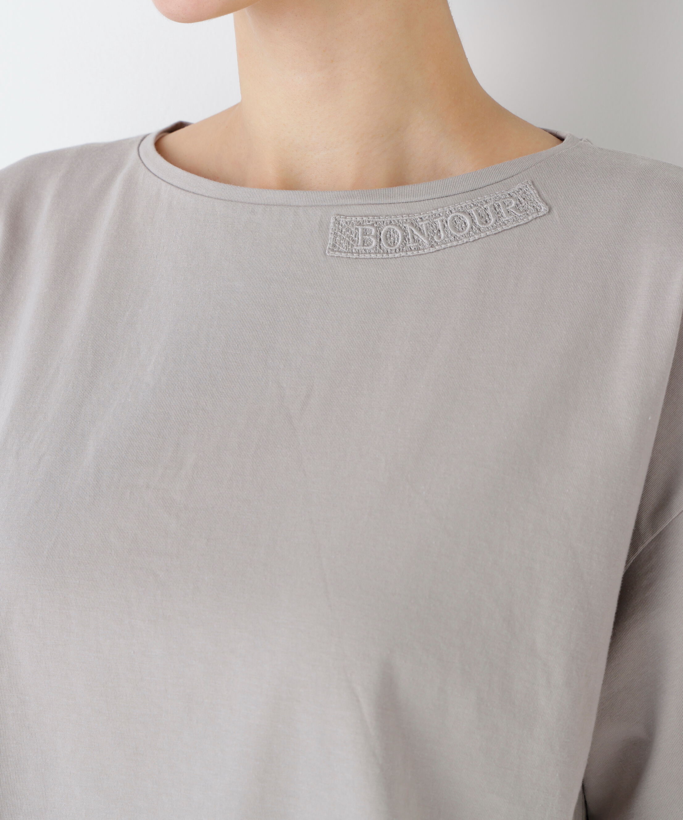  「《洗える》Bonjour刺繍モチーフＴシャツ」|Tシャツ・カットソー|