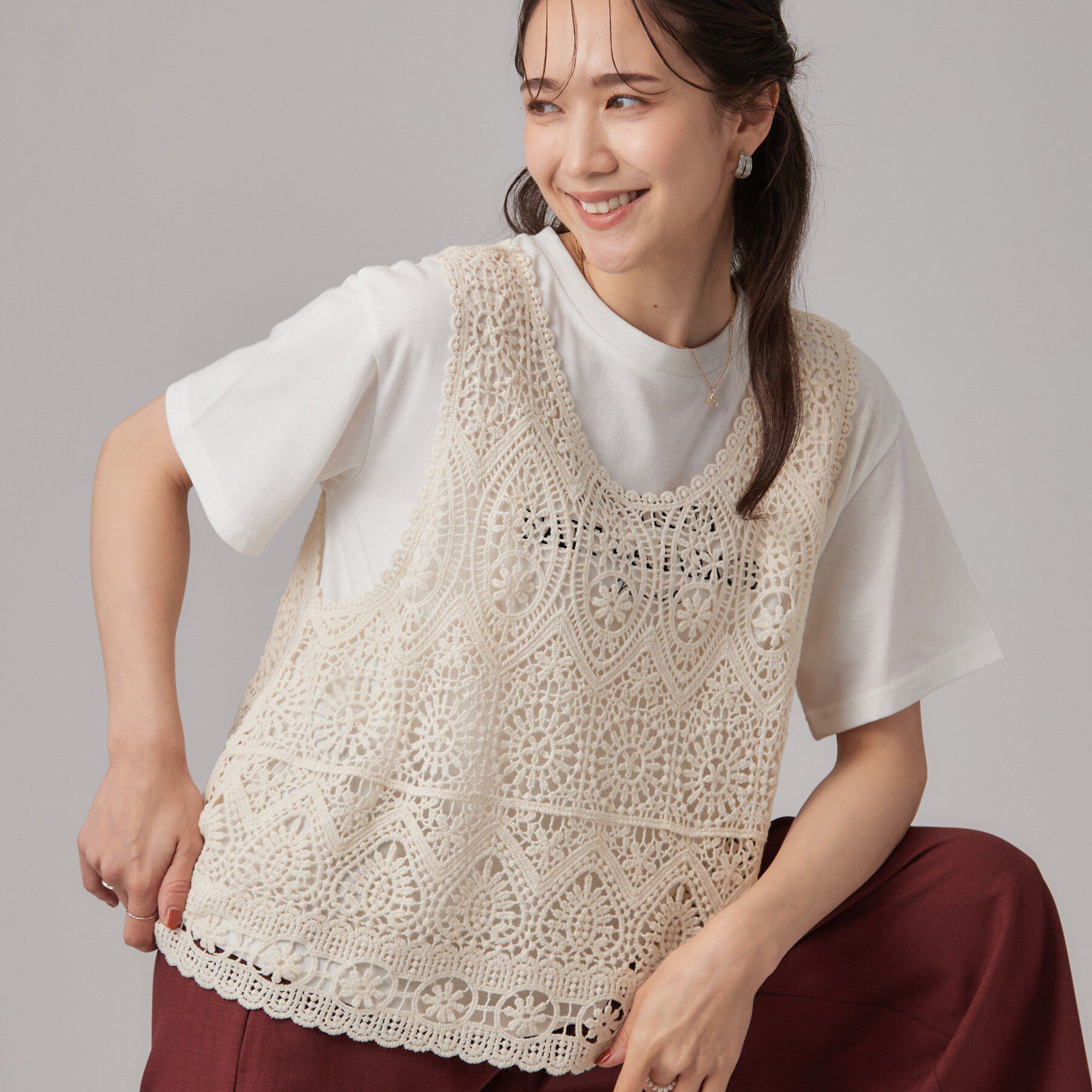 SHOO･LA･RUE「【2点セット】クロシェベスト+ロゴTセット」|Tシャツ・カットソー|ライトベージュ(05