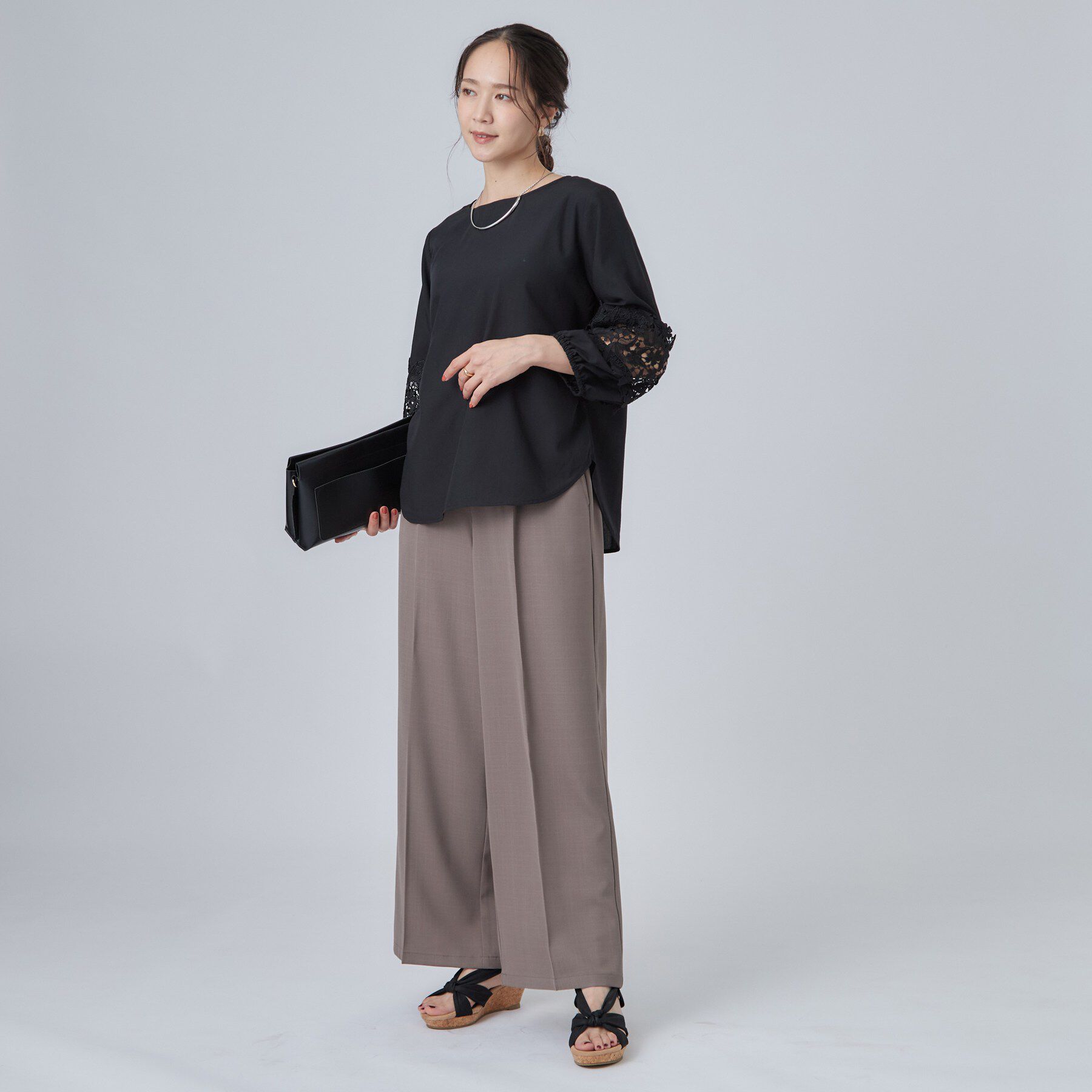 SHOO･LA･RUE「【洗濯機可/S-LL/洗濯後しわになりにくい】お袖レースデザインブラウス」|シャツ・ブラウス|