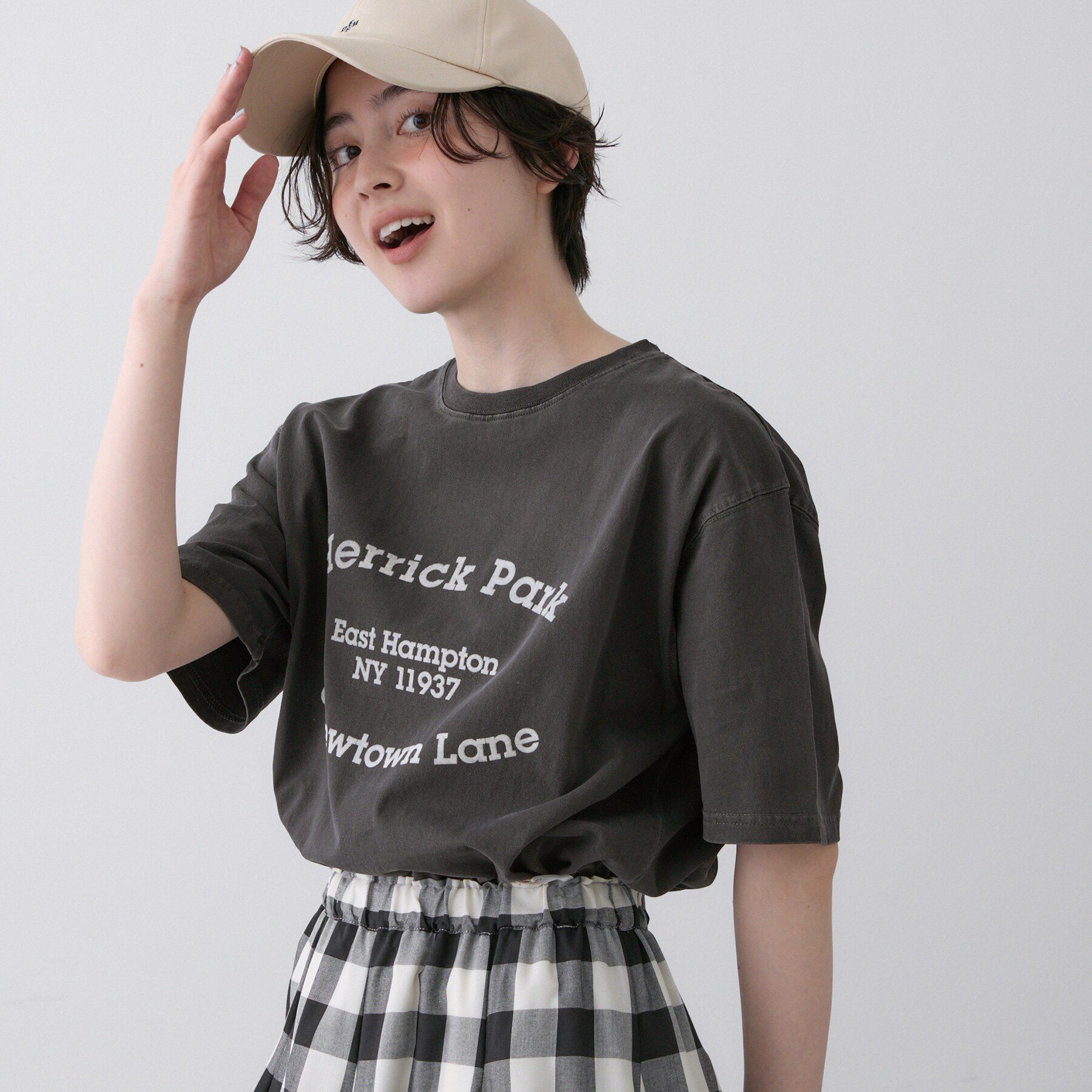 Dessin「【ユニセックス/洗える】ピグメントロゴTシャツ」|Tシャツ・カットソー|