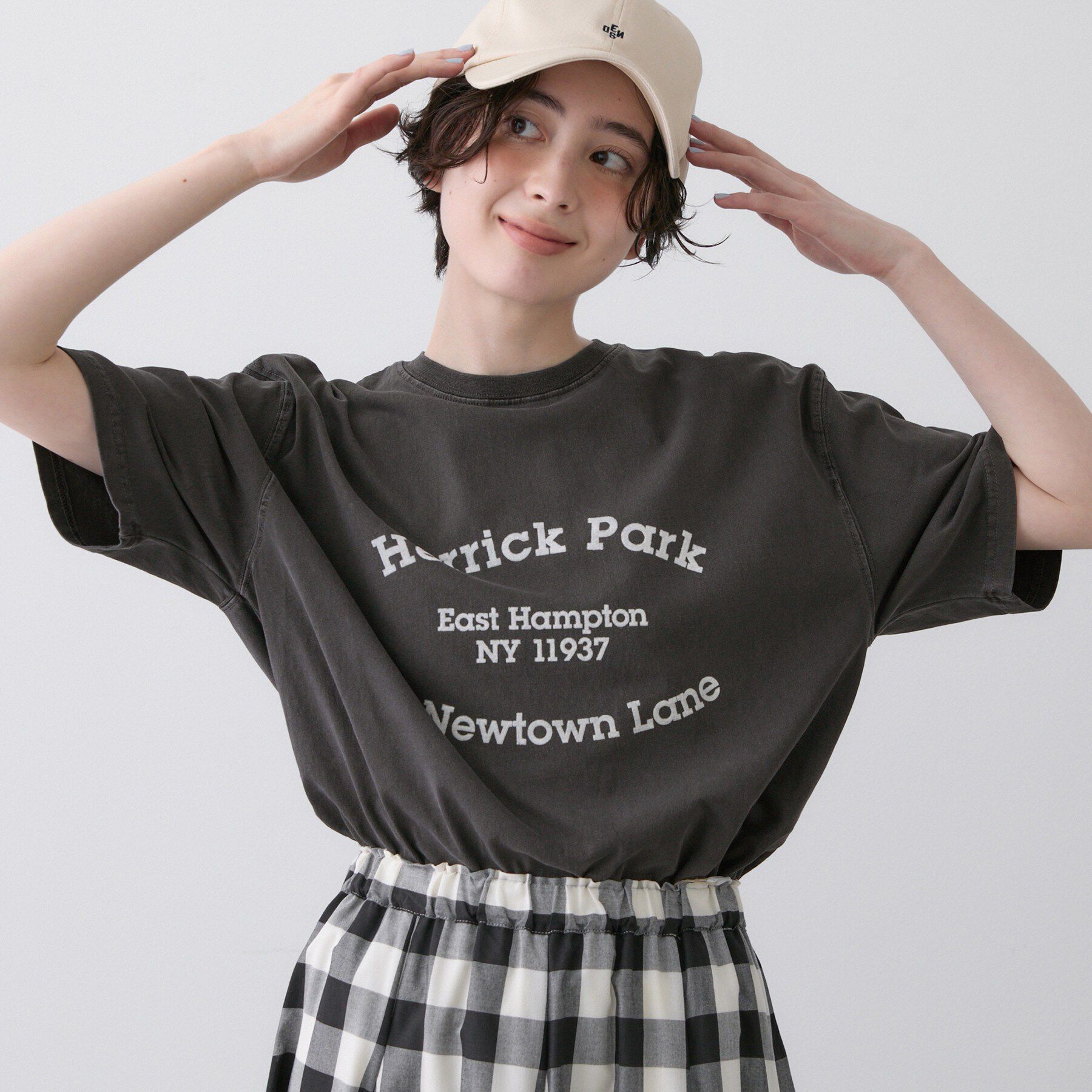 Dessin「【ユニセックス/洗える】ピグメントロゴTシャツ」|Tシャツ・カットソー|