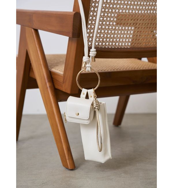 ELENDEEK「MULTI SHOULDER BAG」|ショルダー・メッセンジャー|オフホワイト